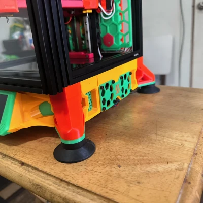 Chân váy tàng hình cao hơn