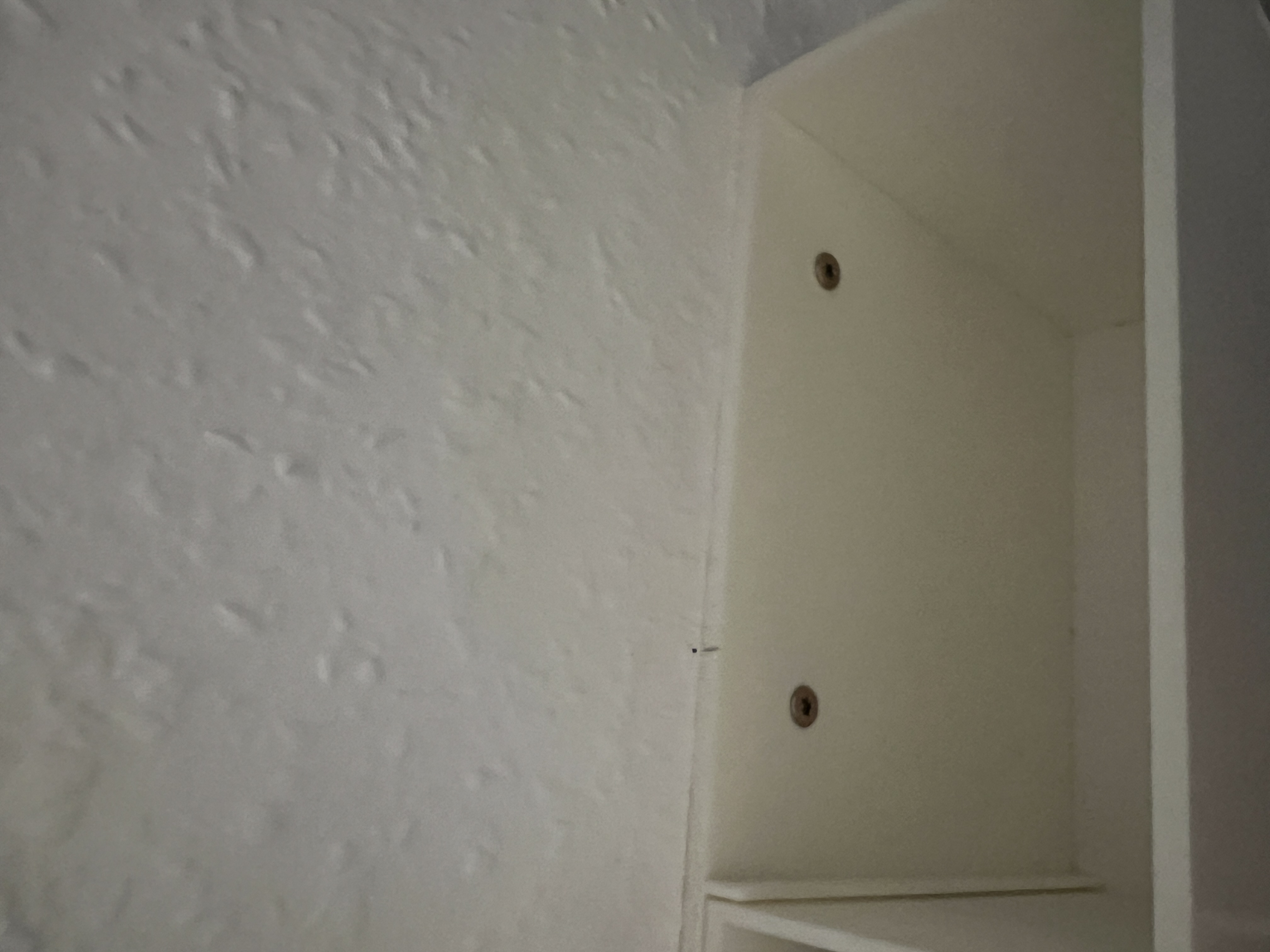 Chân đế treo tường cho chó