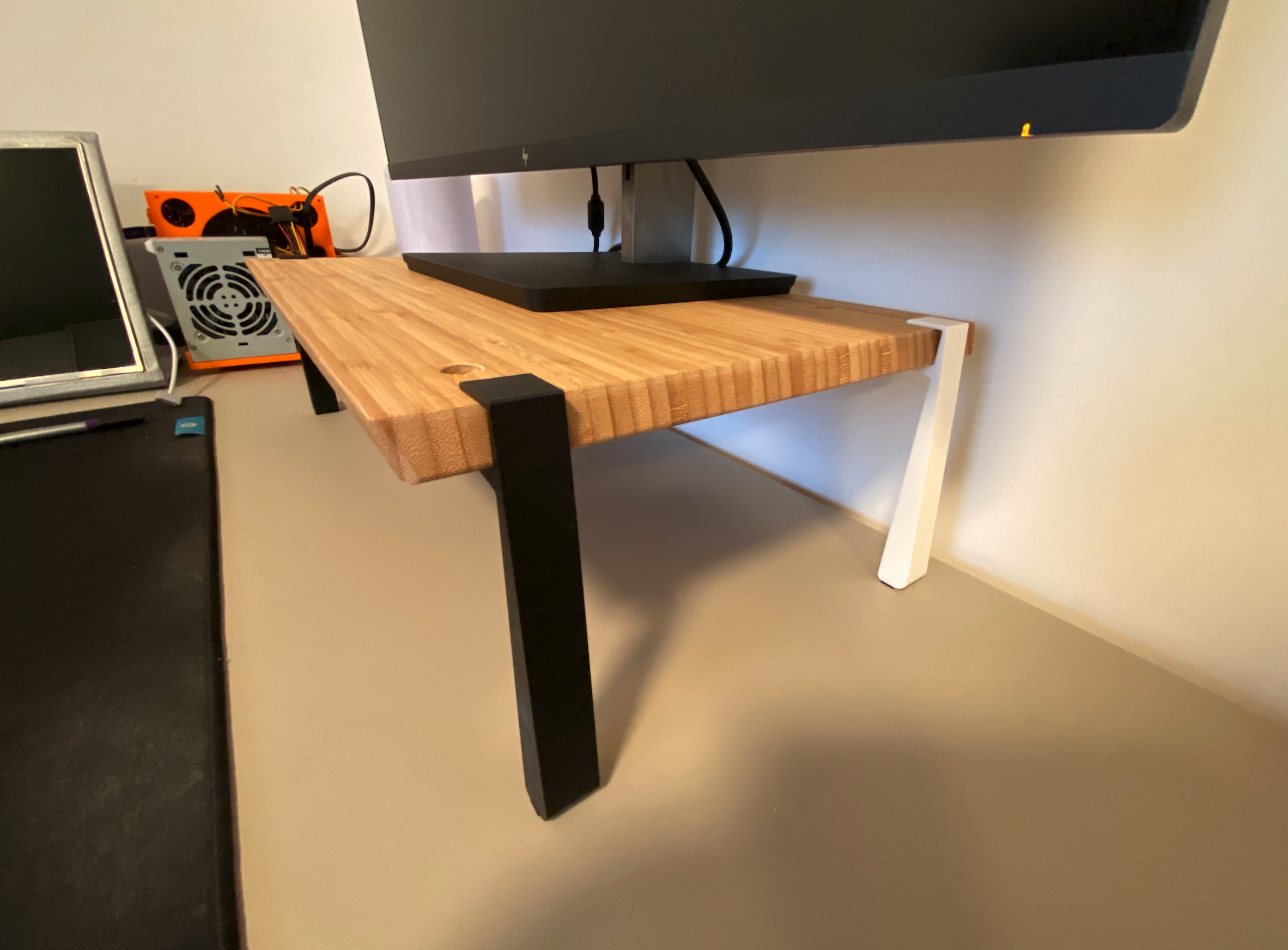 Chân Đế Màn Hình Từ Thớt Ikea