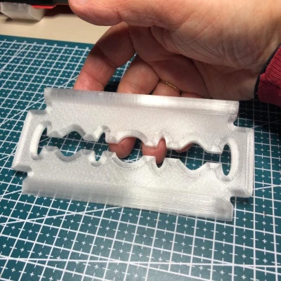 Dụng Cụ Cạo Băng "Rasca hielo"