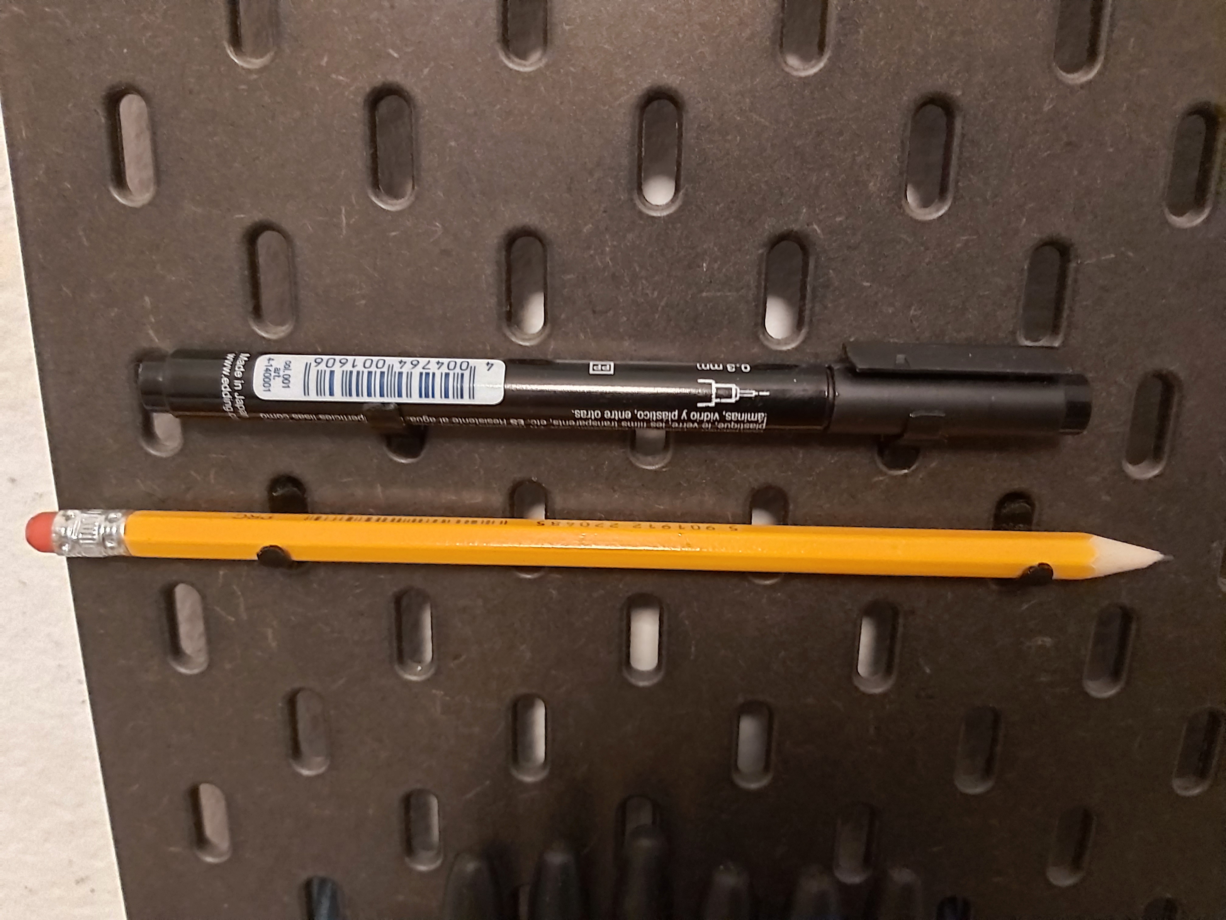 Kệ Đựng Bút/Bút Chì IKEA SKADIS