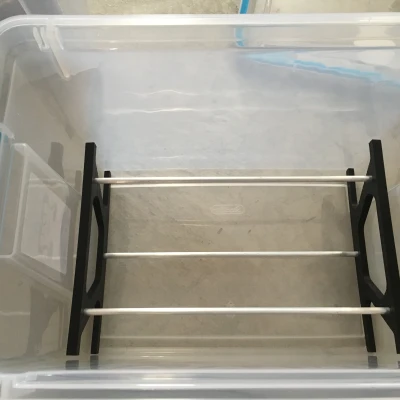 Giá Đỡ Cuộn Filament Cho Thùng Sterilite 20qt