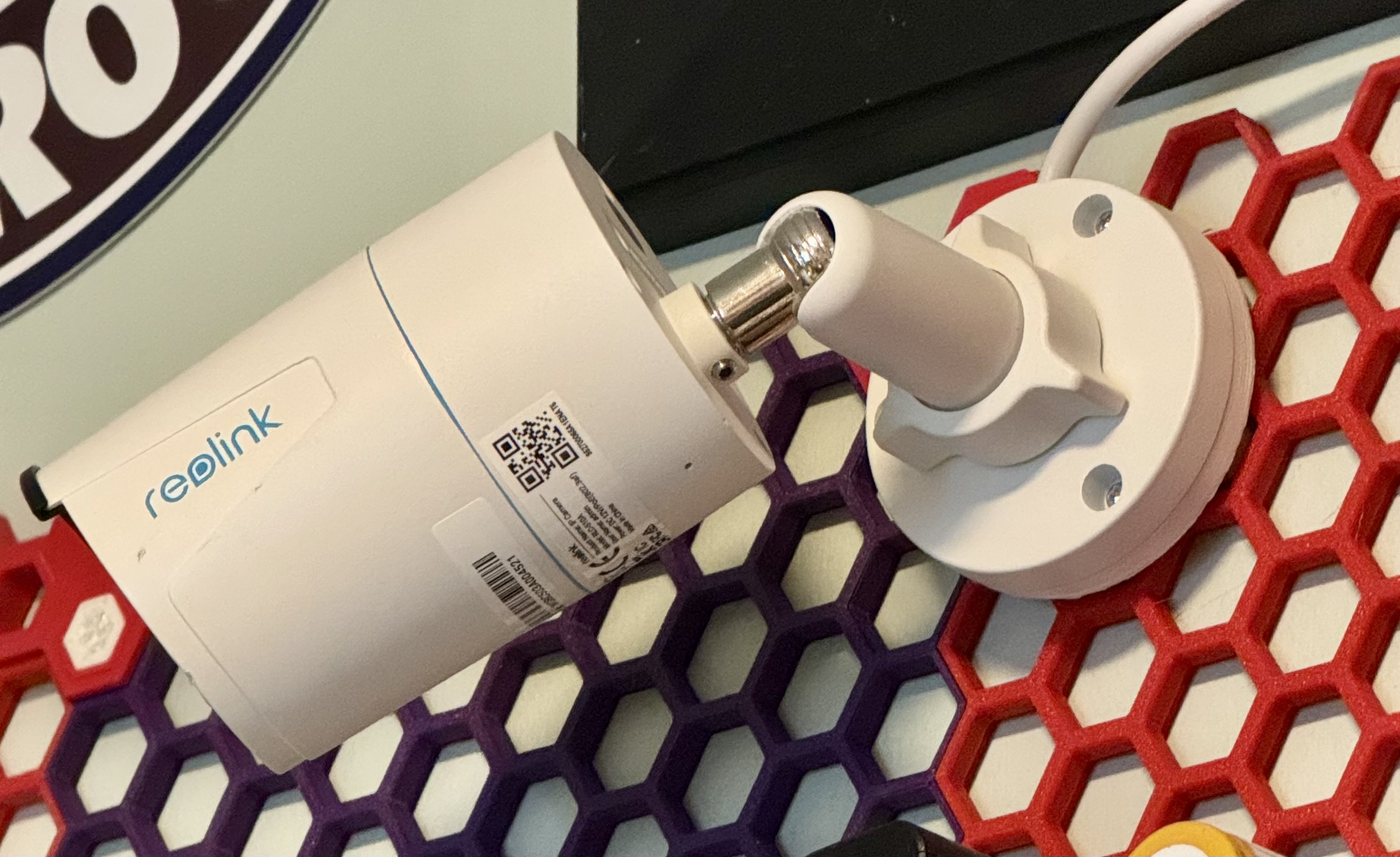 Giá Đỡ Camera Reolink RLC-510A HSW