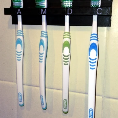 Khay Cắm Bàn Chải Đánh Răng Cá Nhân Hoá