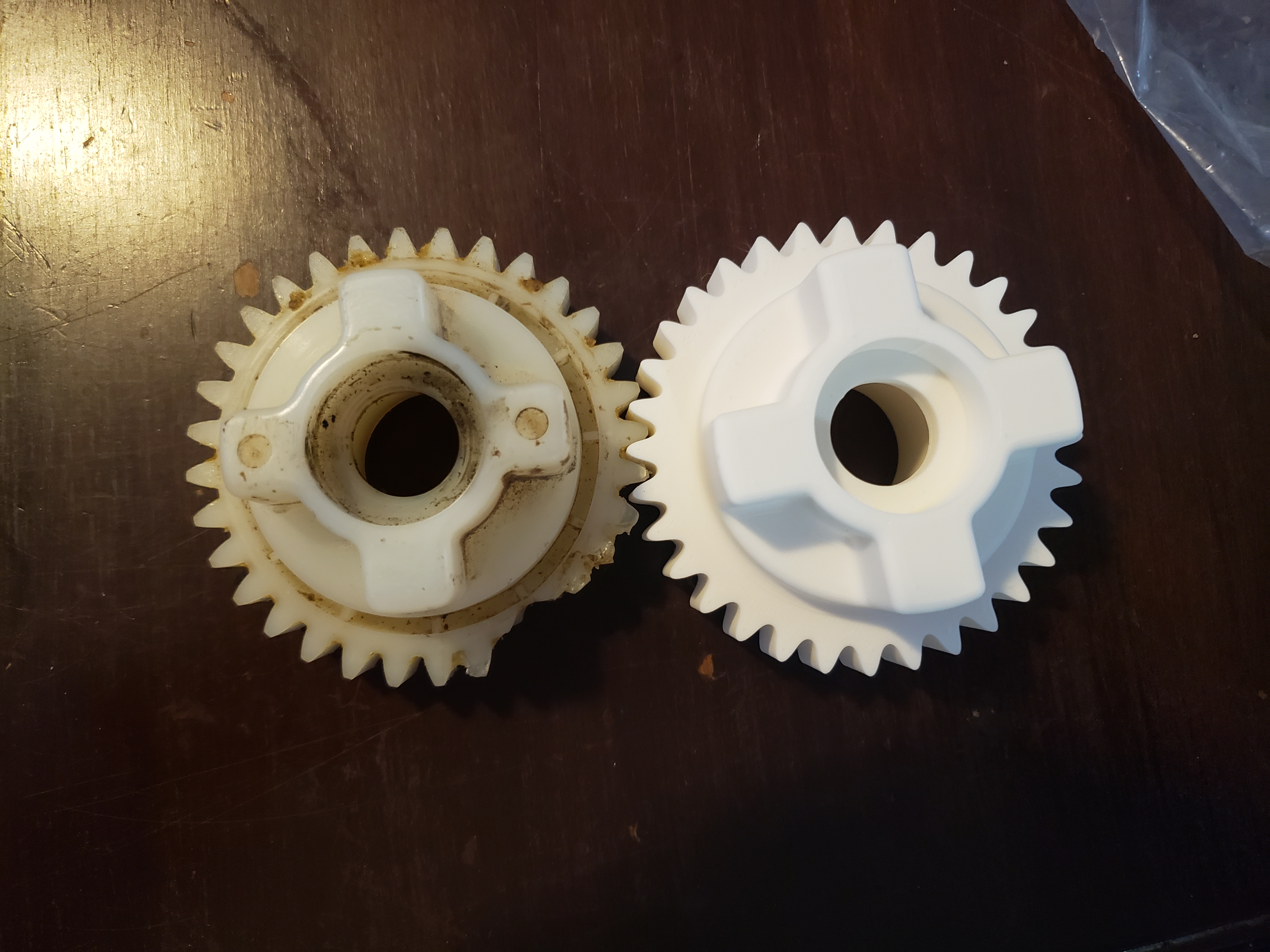 Bánh Răng Truyền Động Peg Perego