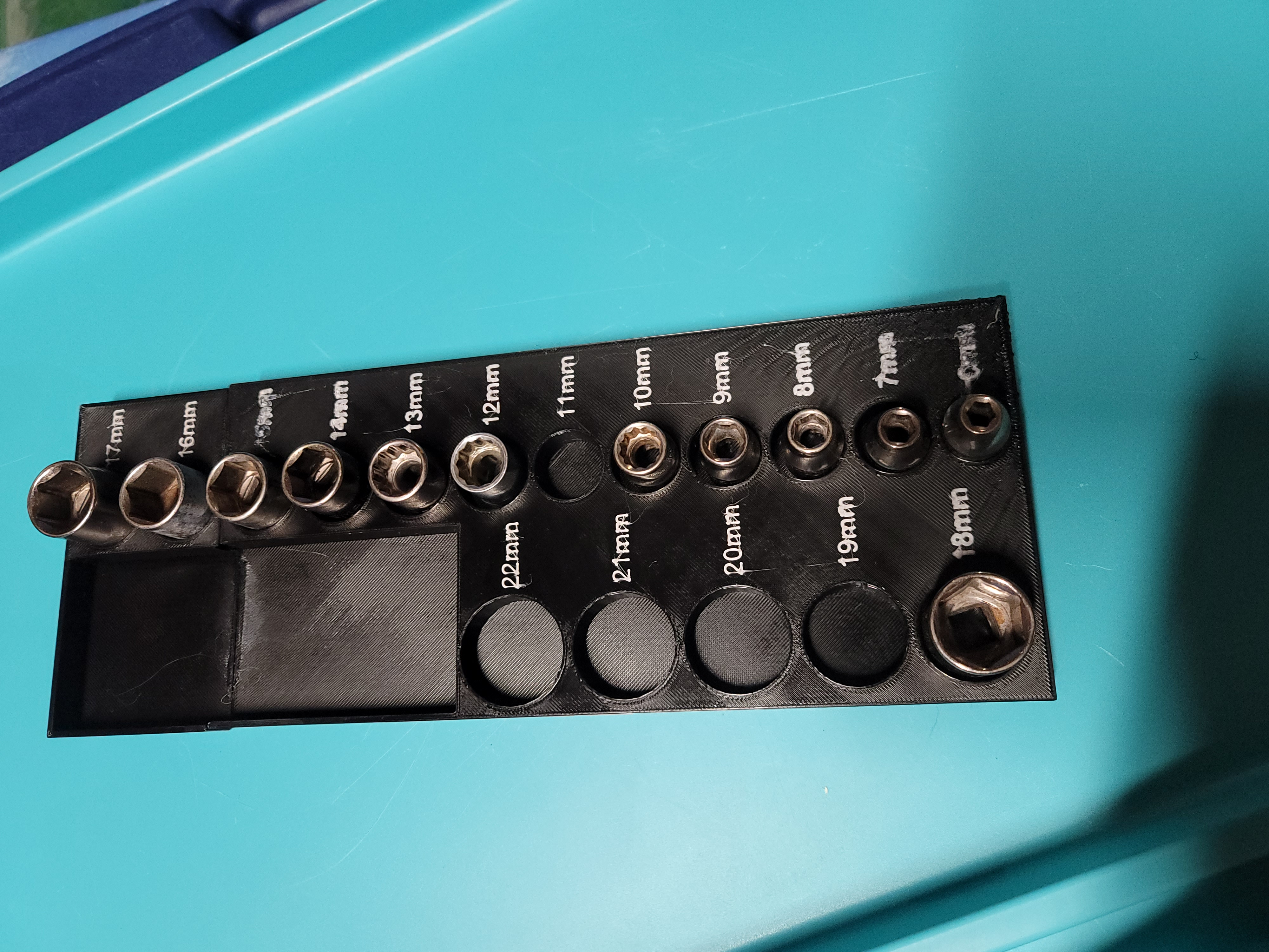 Kệ Đựng Ổ Cắm Mét 3/8 "