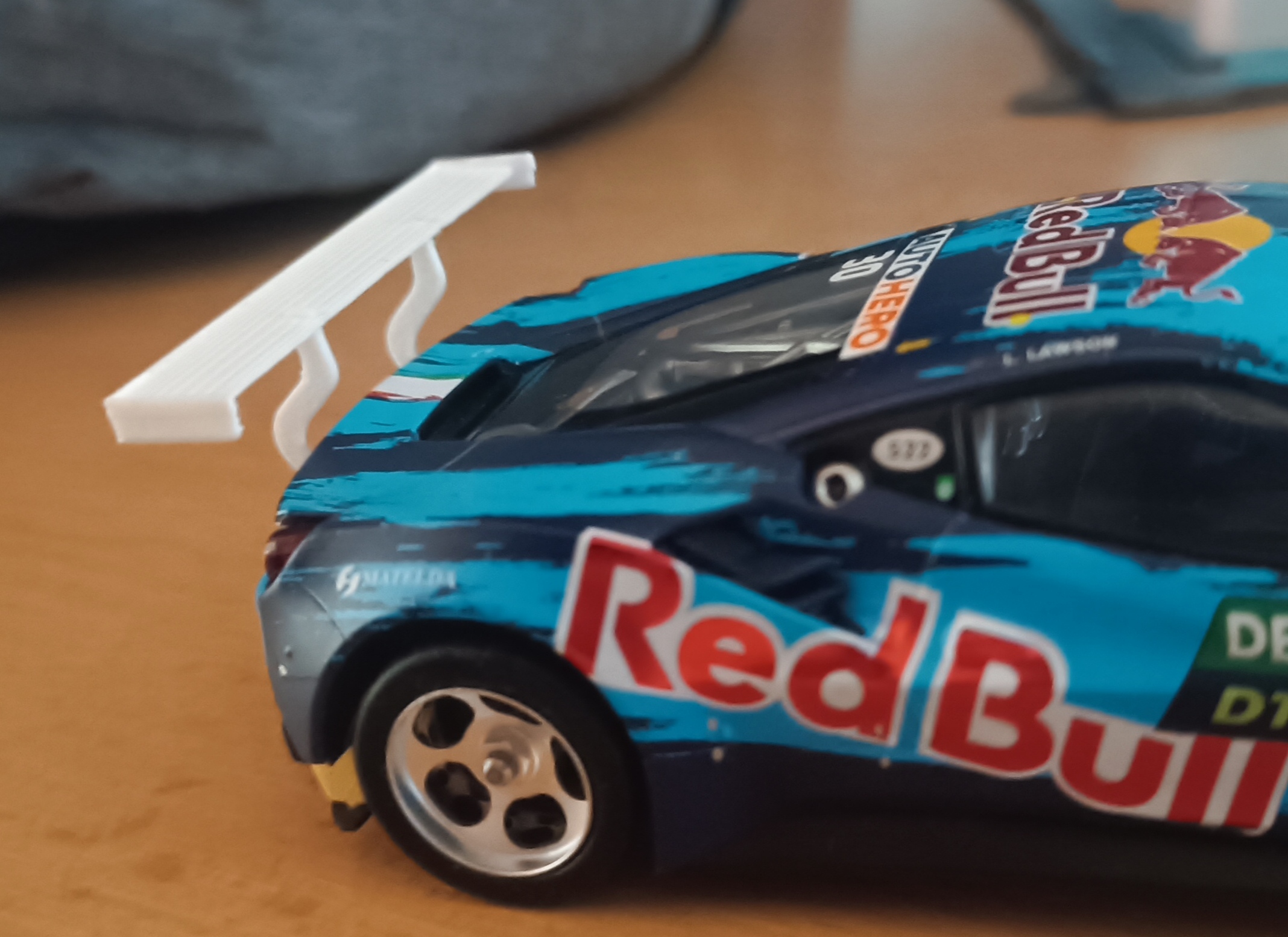 Cánh Gió Sau Xe Đua Carrera 1:32