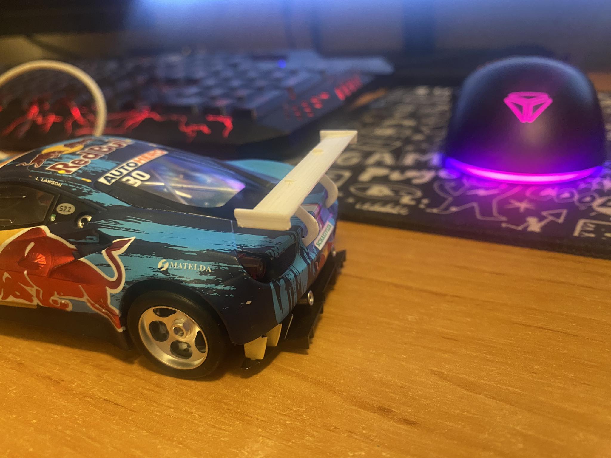 Cánh Gió Sau Xe Đua Carrera 1:32