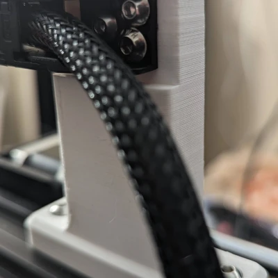 Pat Gắn Xích Cáp