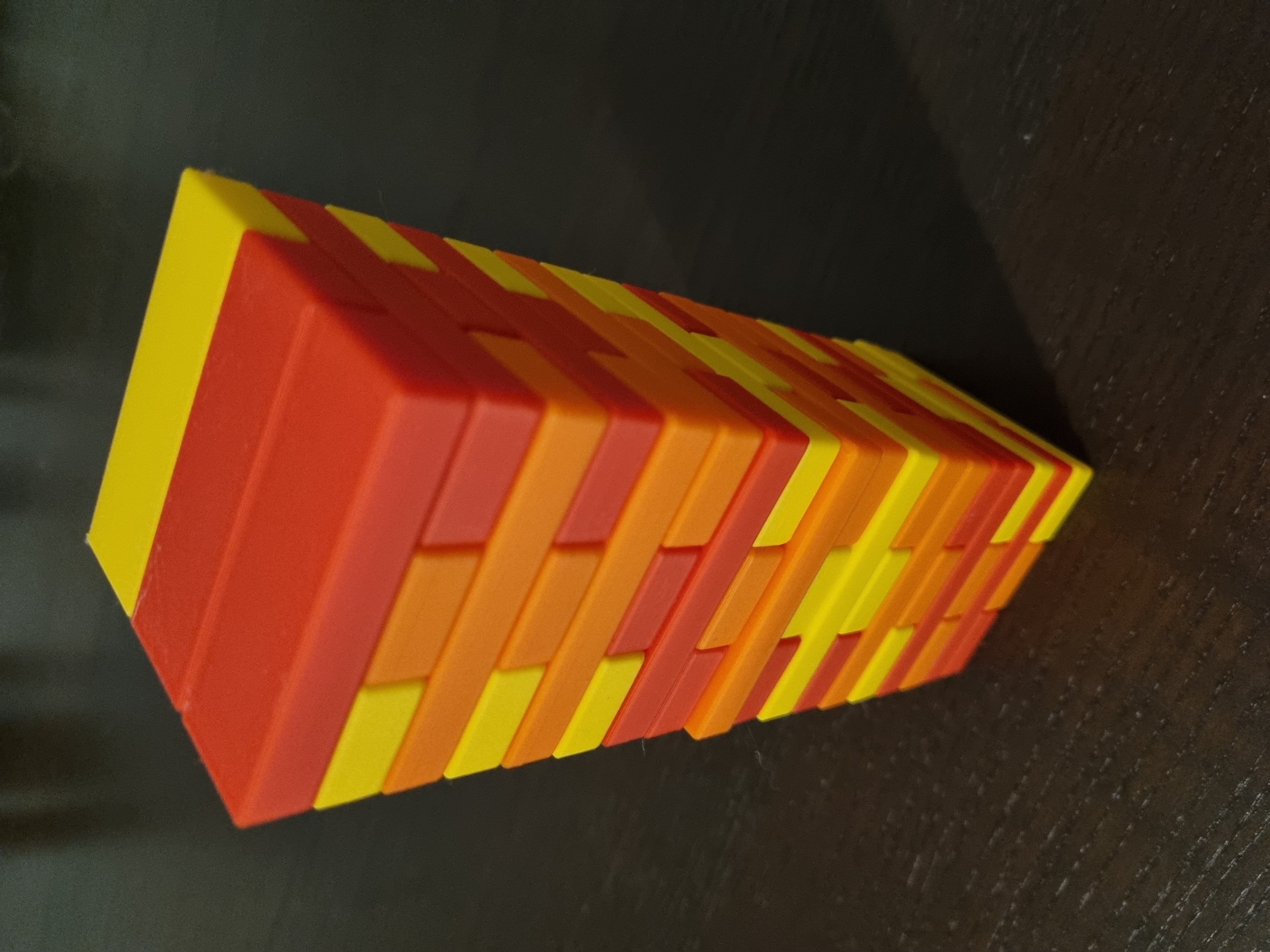 Tháp Uống Bia (Drinking Tumble Tower)