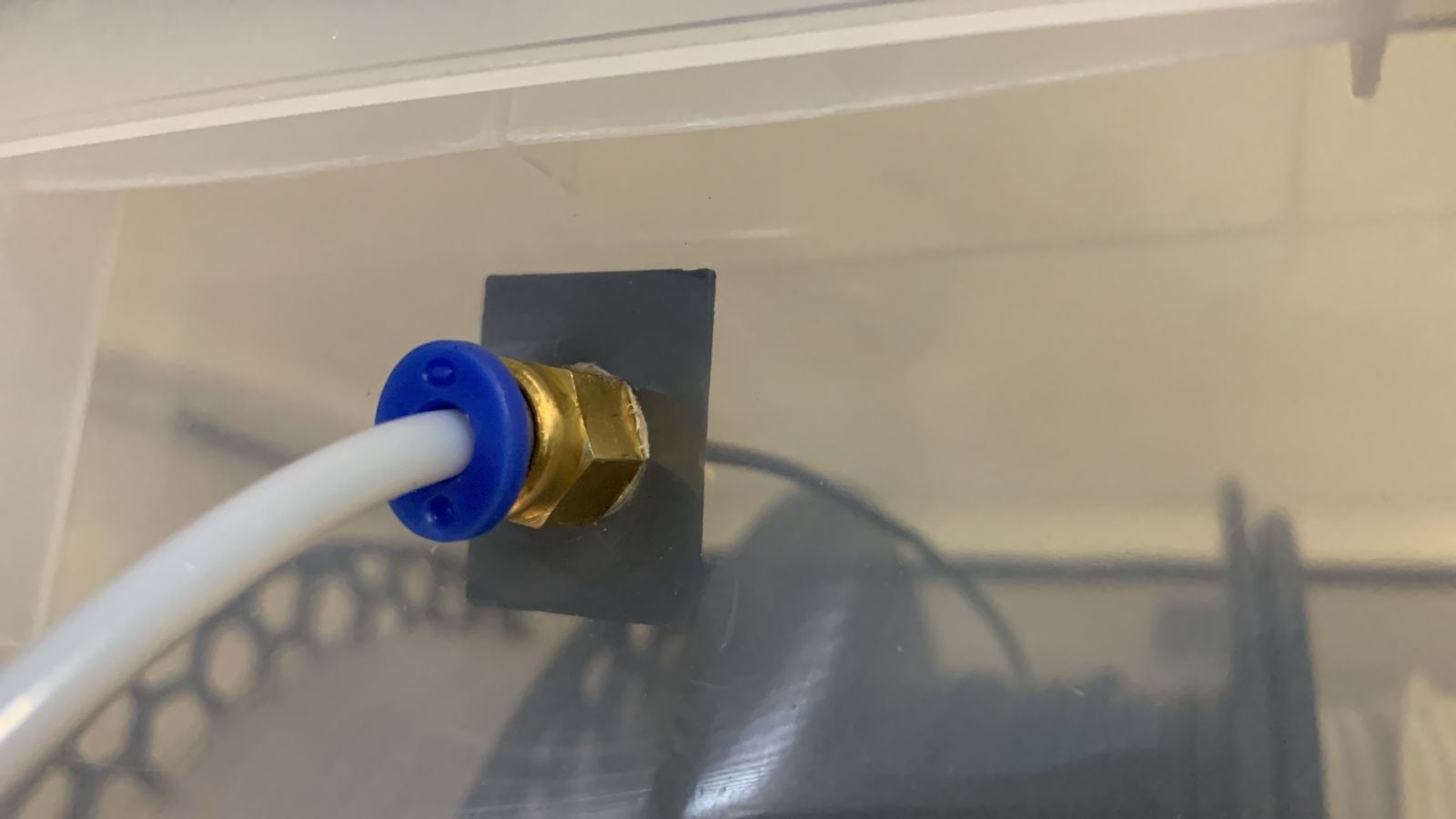 Giá đỡ cuộn chỉ trong hộp chống ẩm - Thanh 8mm - 2 loại