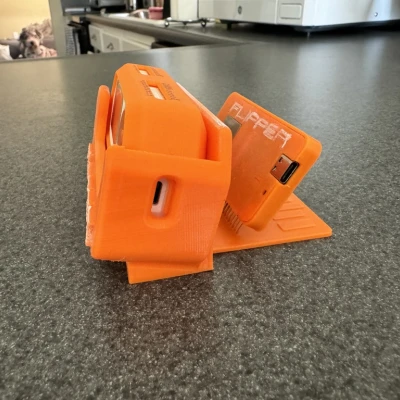 Chân đế Flipper Zero