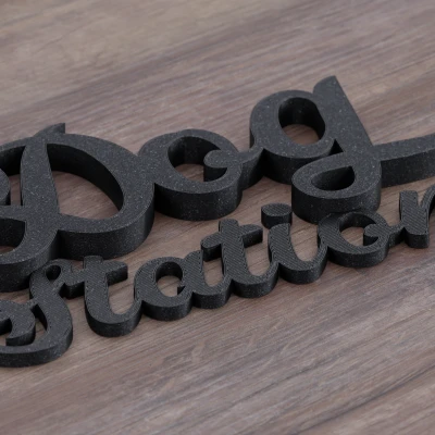 Bảng Hiệu "Dog Station" Treo Tường Để Đồ Cho Chó