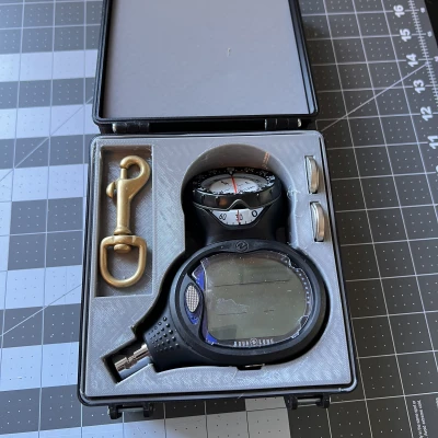 Miếng chèn Hộp máy tính lặn Aqualung i550C