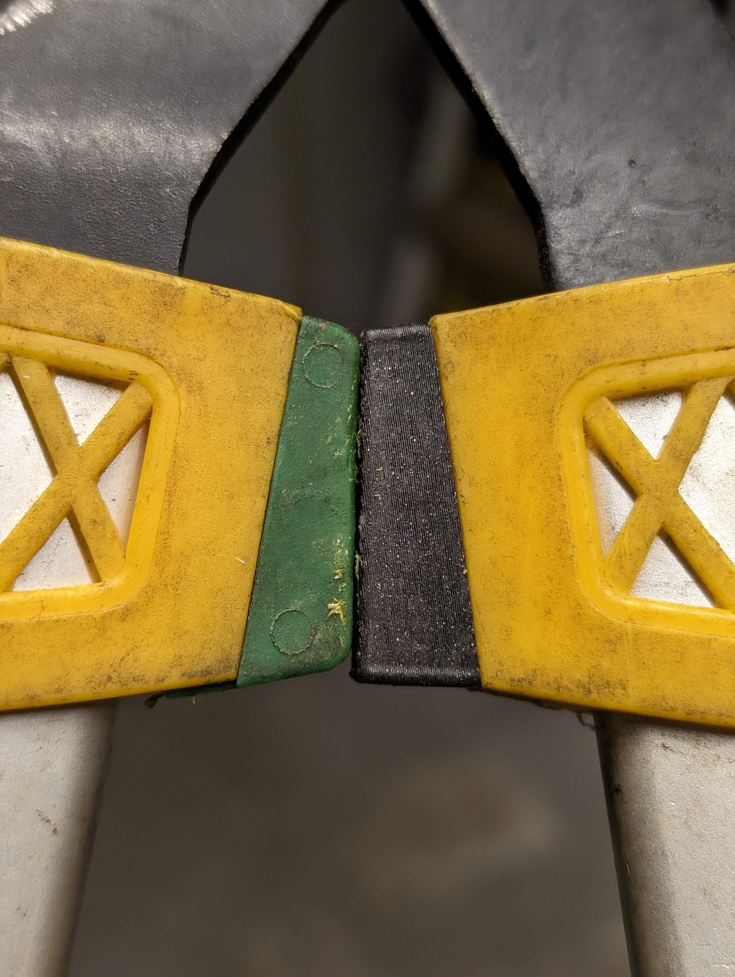 Grüntek X-25 Chân nhánh chuyên nghiệp/Máy cắt