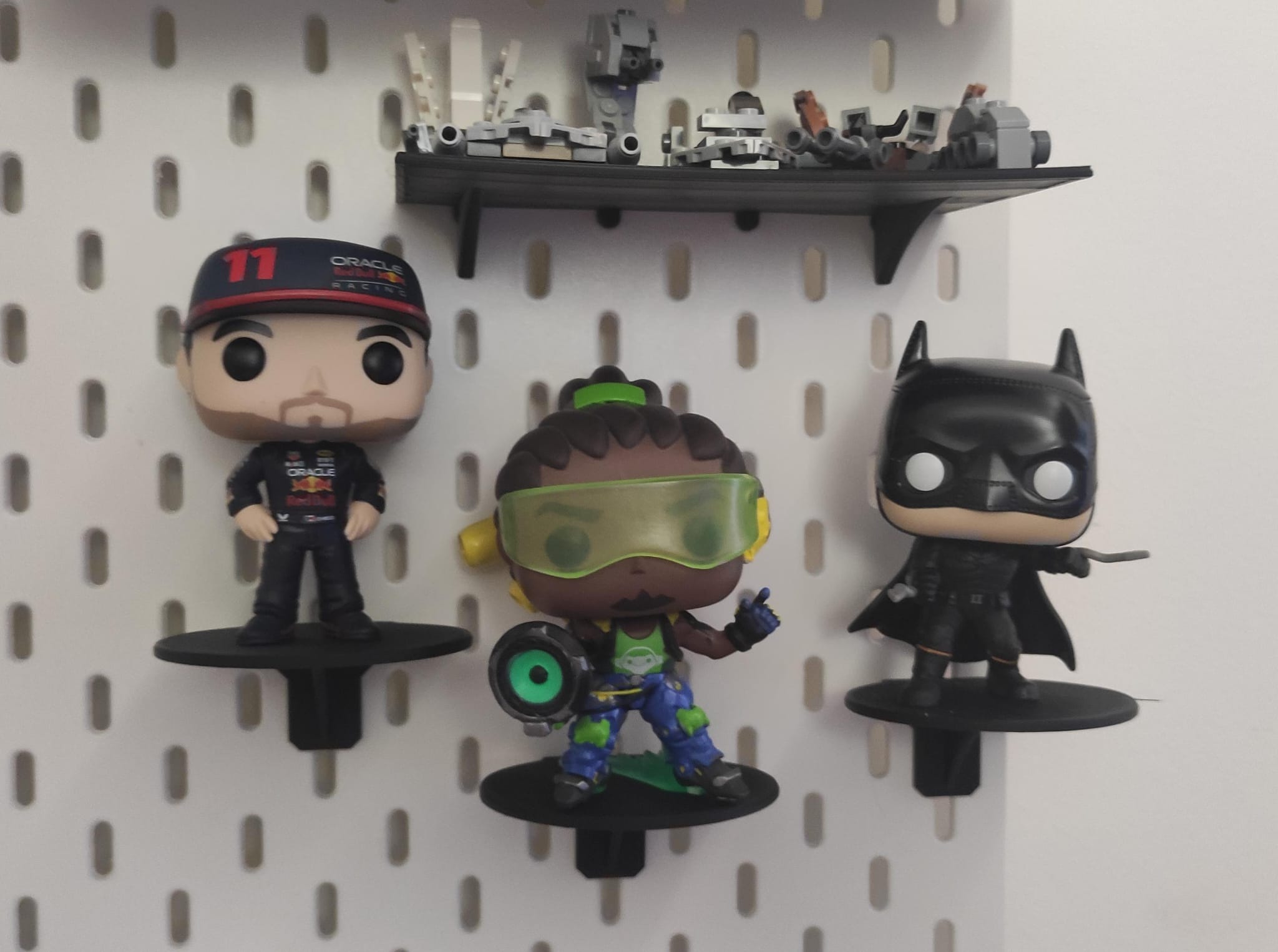 Kệ Funko cho chấn thương/nữ diễn viên