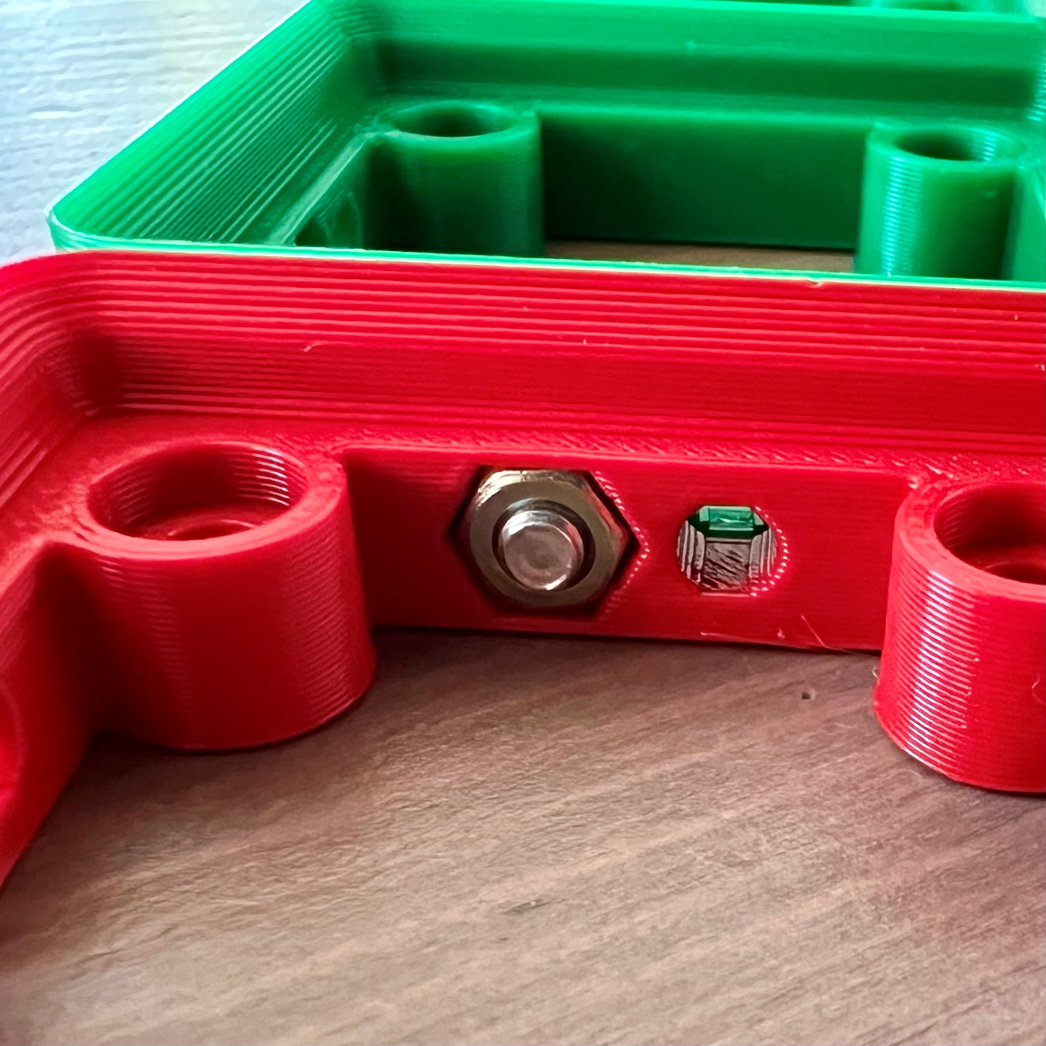 Gridfinity Baseplate Bắt Vít Được