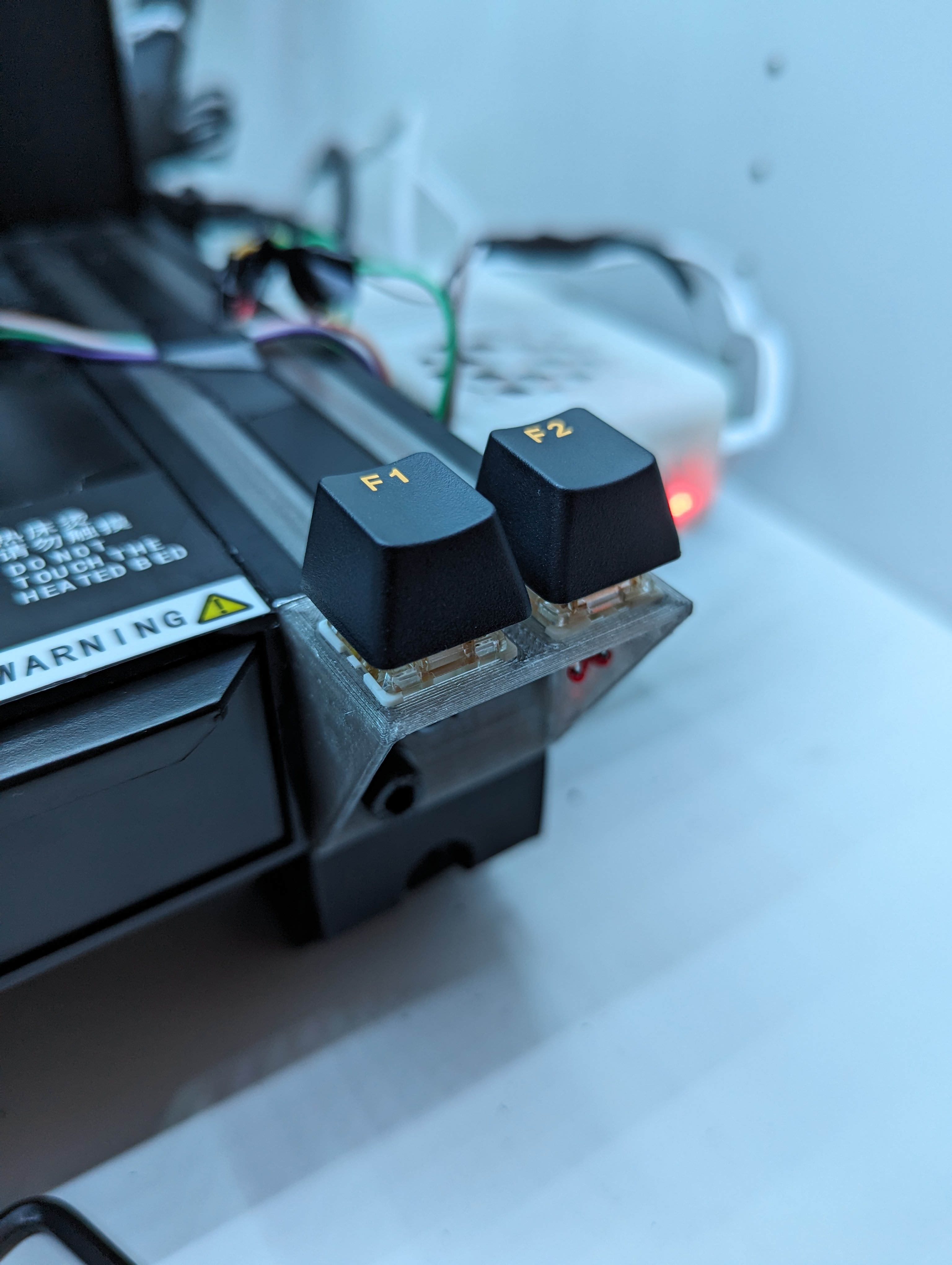 Nắp chụp thanh nhôm 4040 - Đế gắn 2 keyswitch