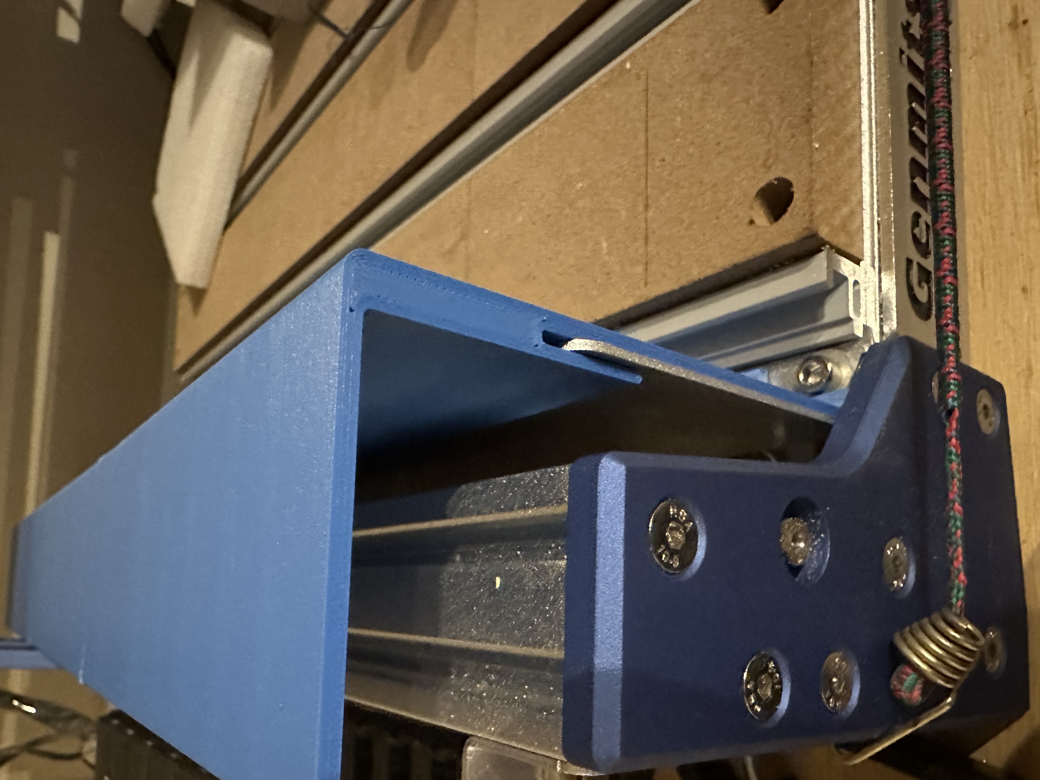 Chụp che ray cho Genmitsu 4030 V2