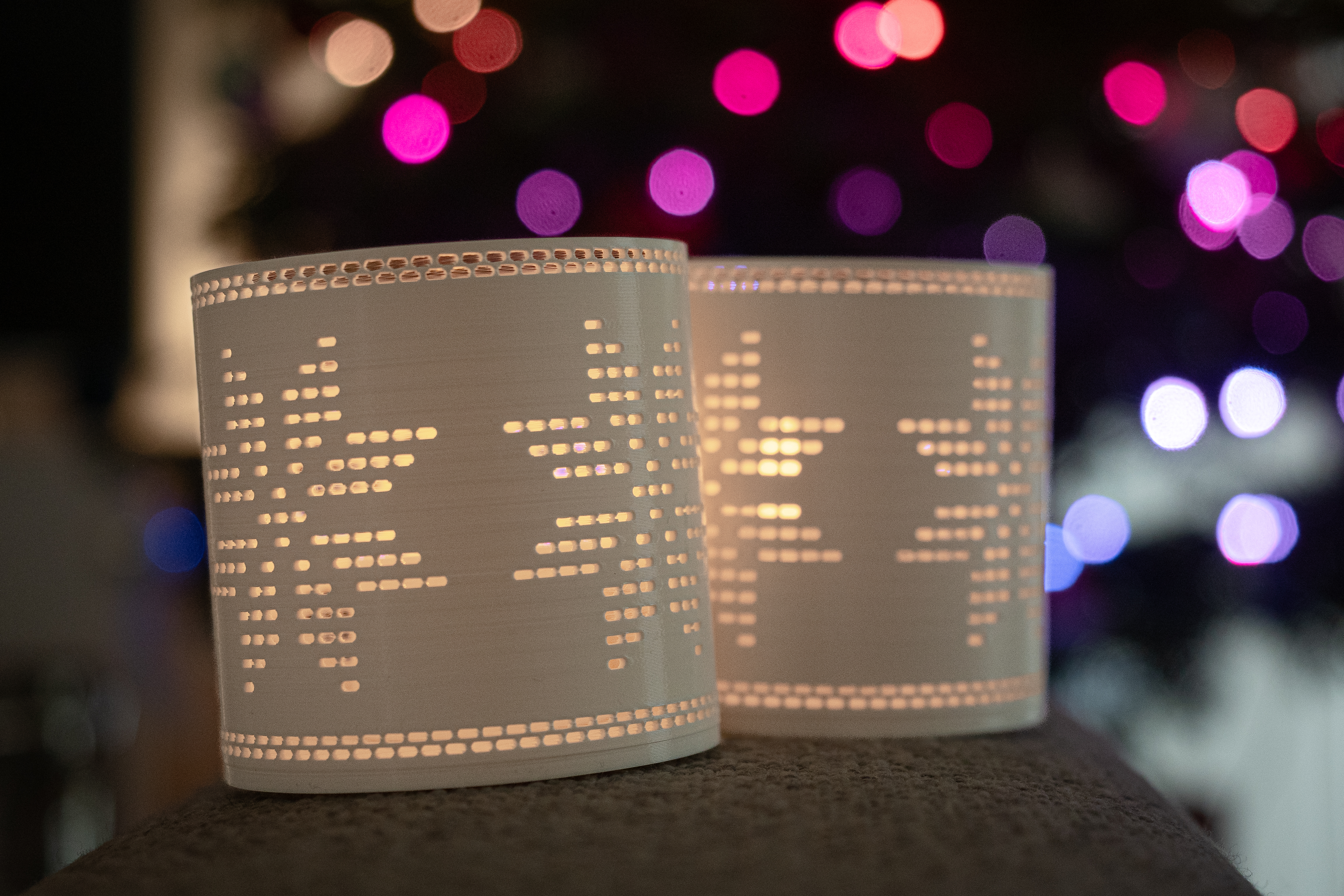 Đèn lồng họa tiết bông tuyết