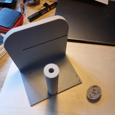 Kệ giữ giấy vệ sinh Mary Poppins phiên bản bay