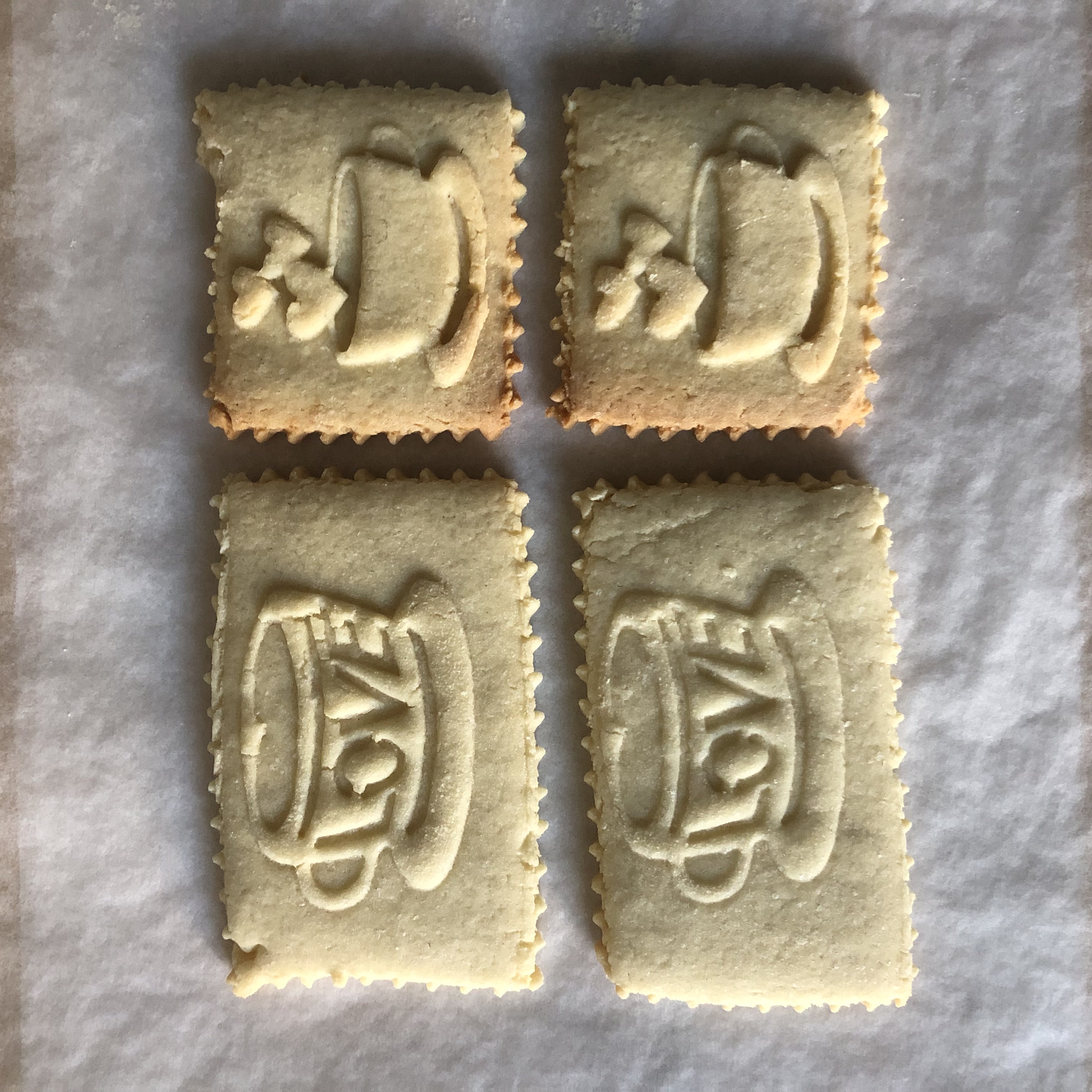 Cây cán bột bánh quy có hoa văn