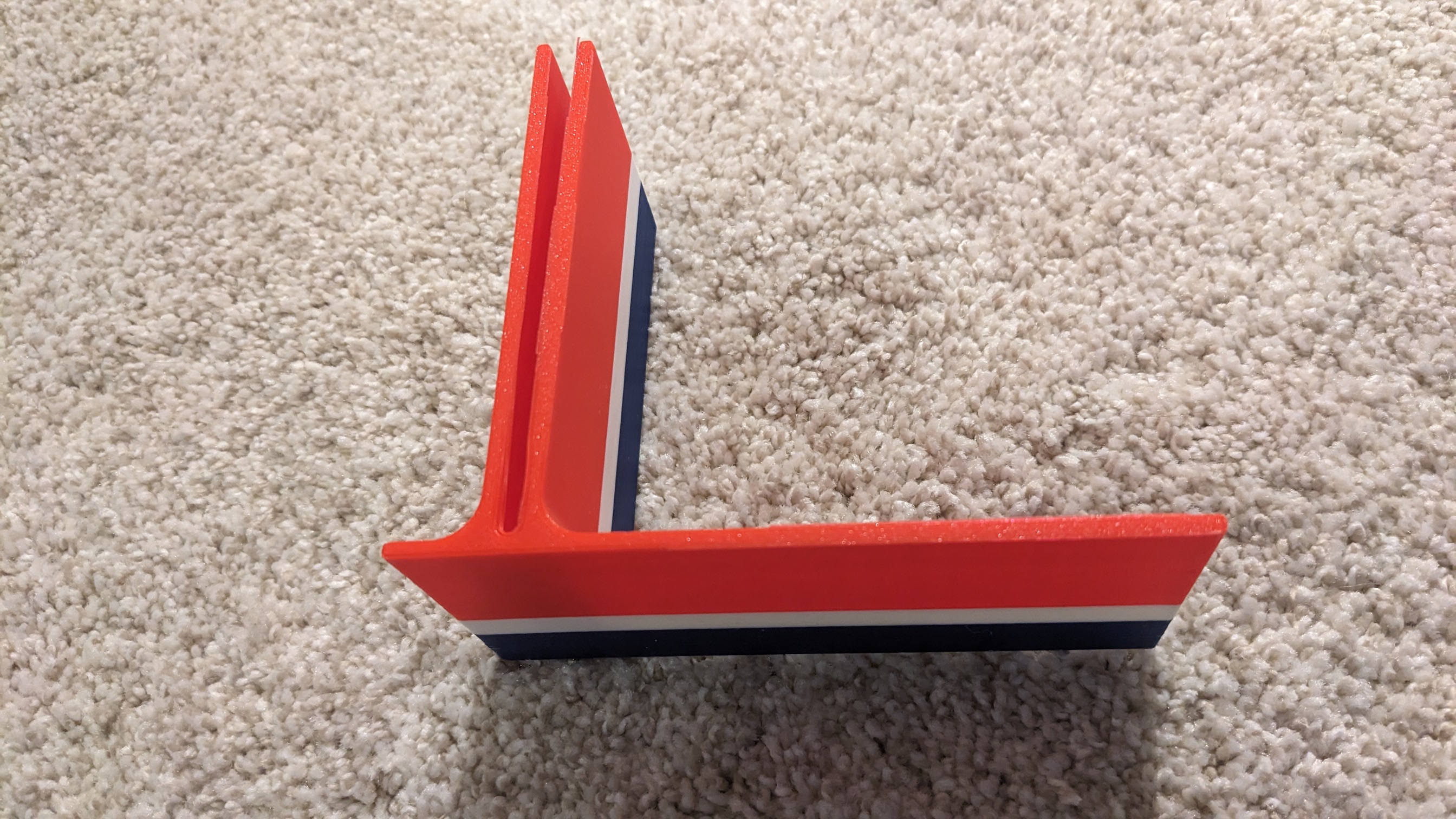 Giá đỡ Tấm Nhựa Sóng