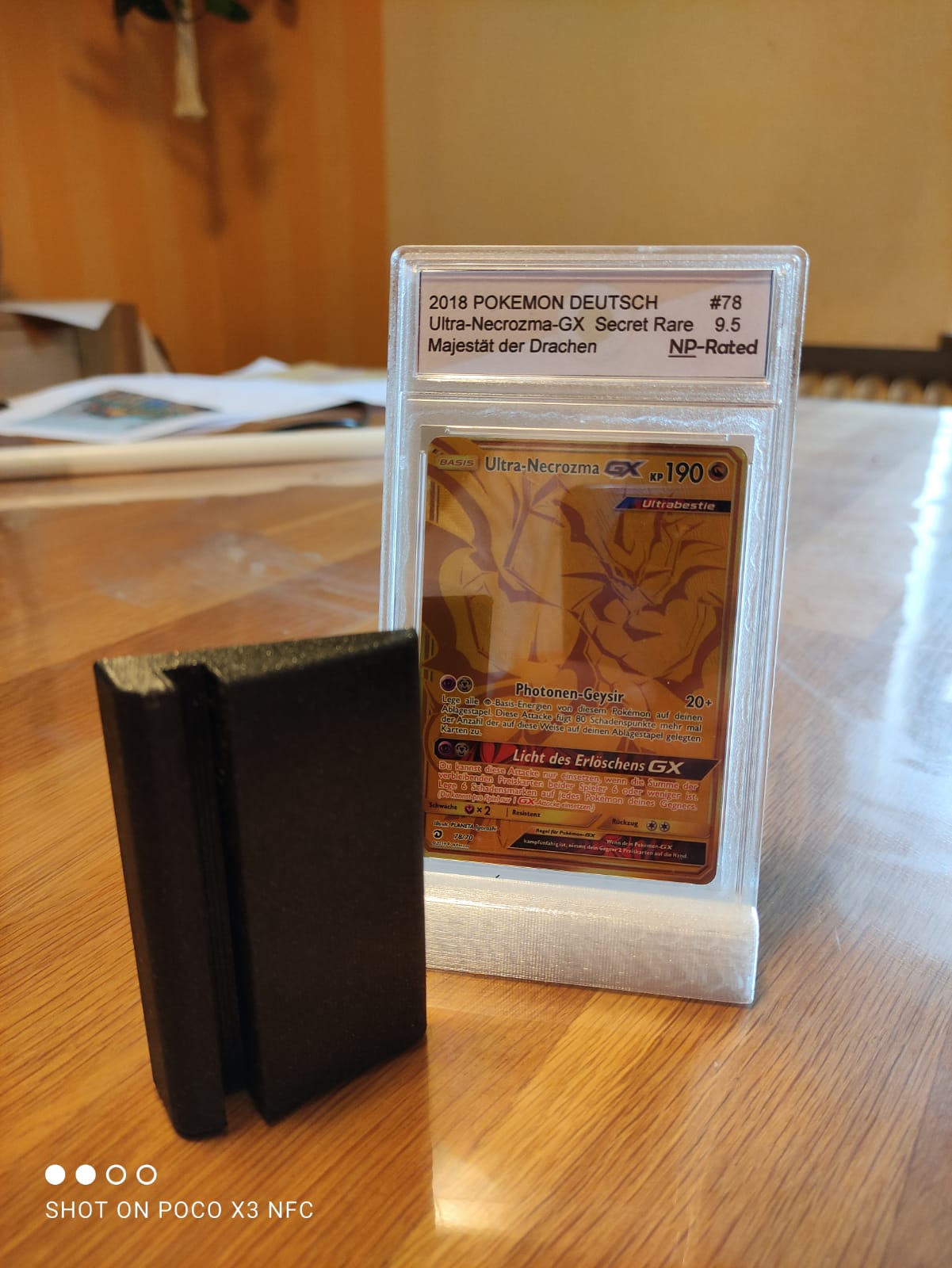 Kệ Đựng Card Pokemon / Kartenständer