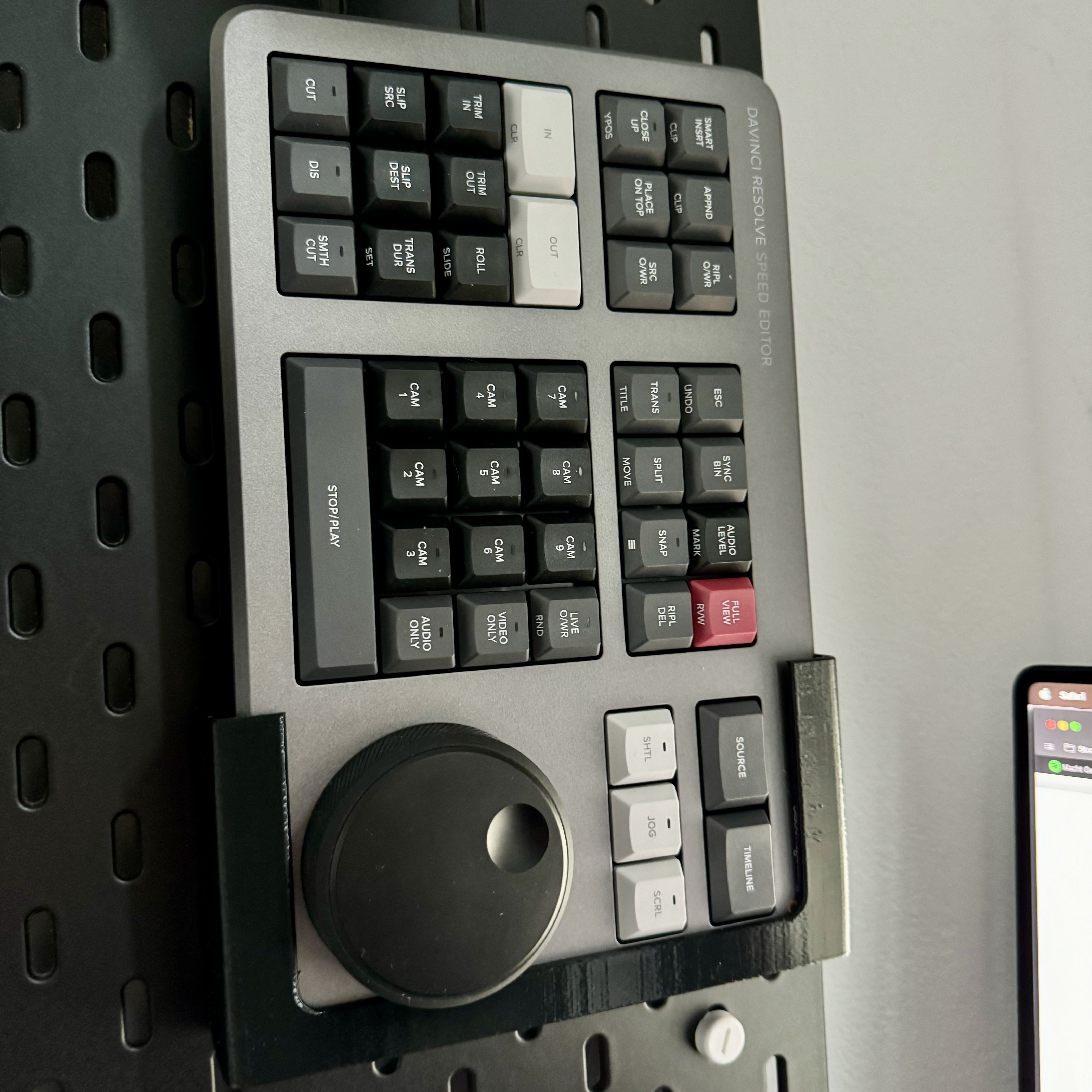 Giá Đỡ Davinci Resolve Speed Editor Cho Skadis