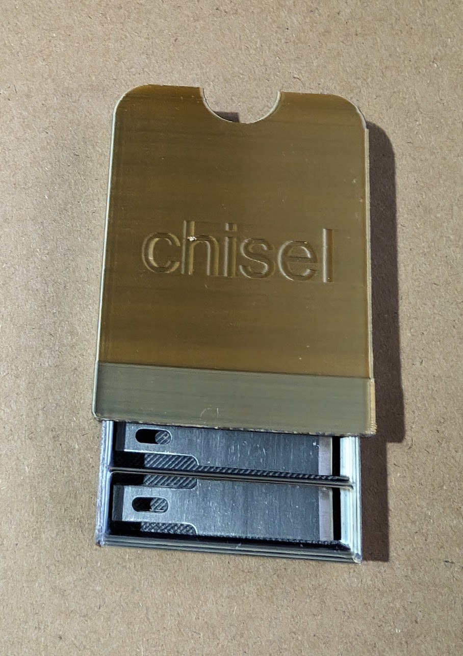 Hộp đựng lưỡi dao Excel