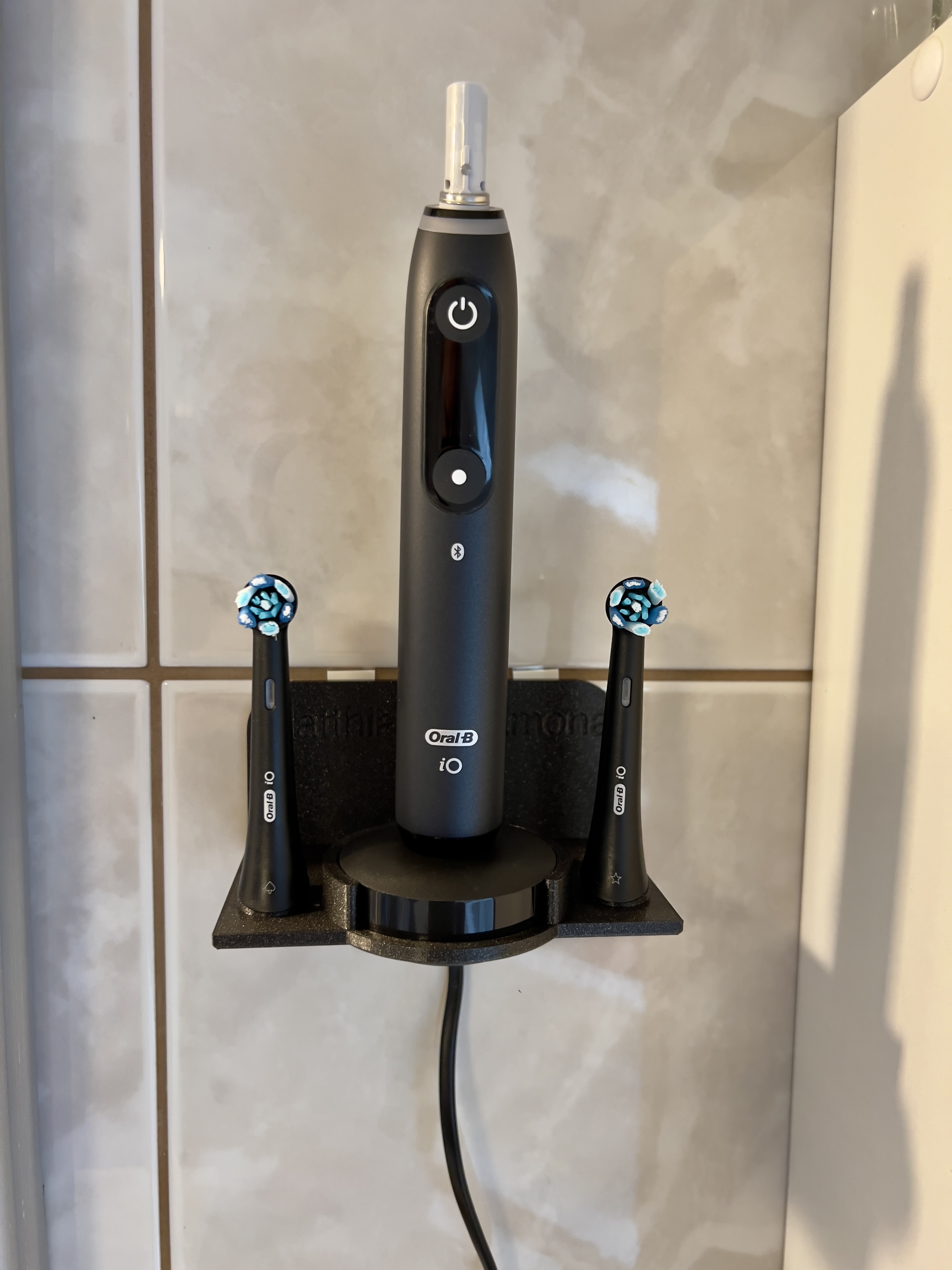 Đế Gắn Tường Cho Oral-B iO