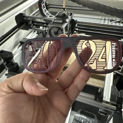 Kính Mắt 2024 Thiết Kế Khớp Nối Nhanh