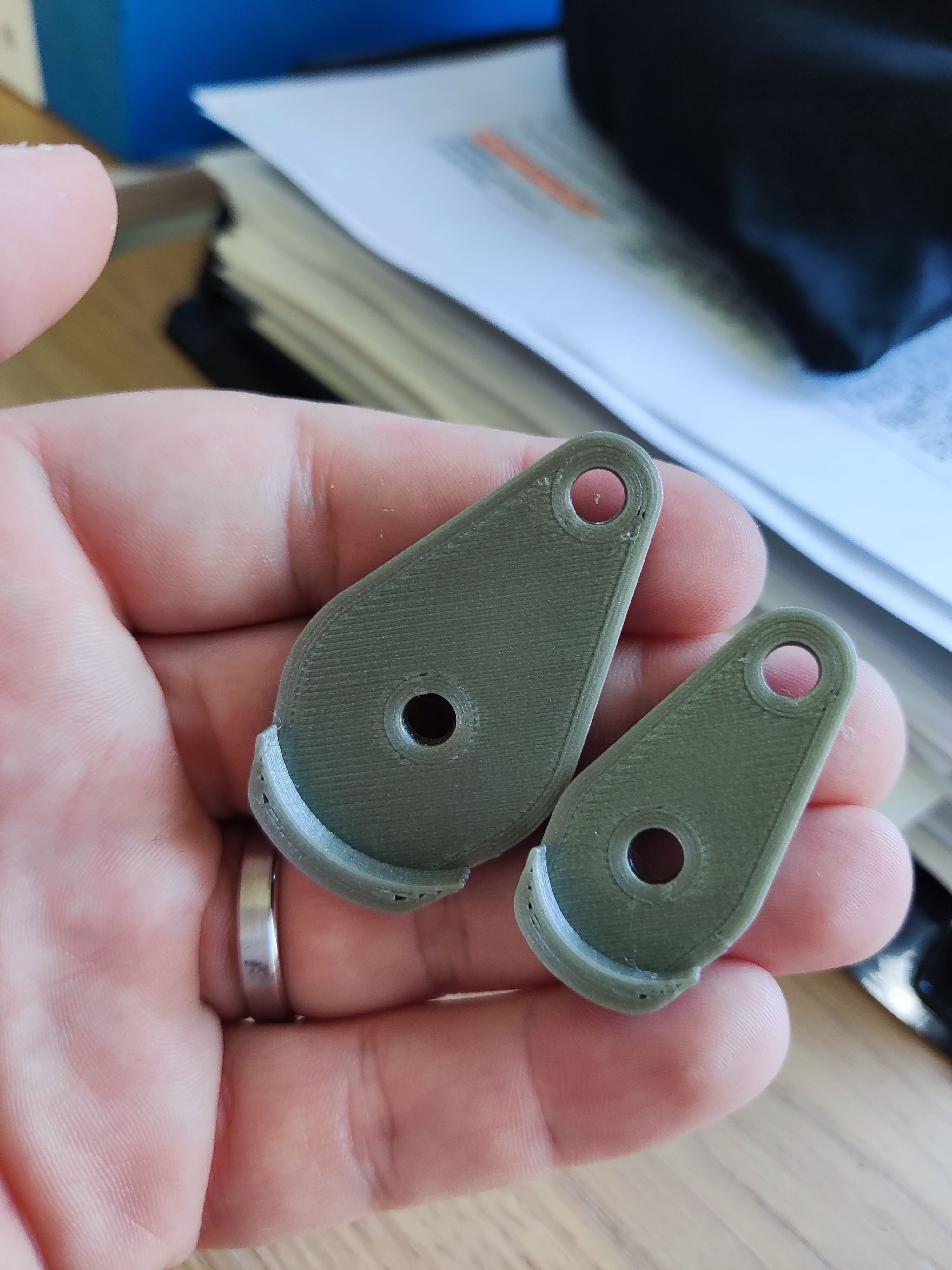 Giá đỡ thanh treo rèm IKEA (file STEP)