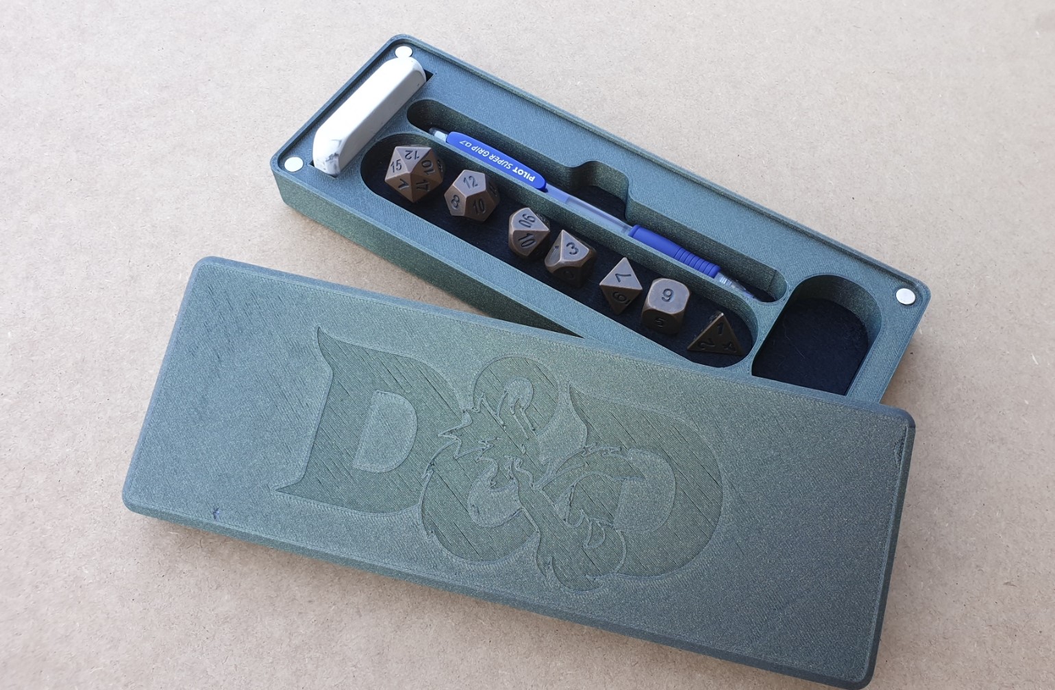 Hộp Đựng Xúc Xắc Để Bàn Tùy Chỉnh