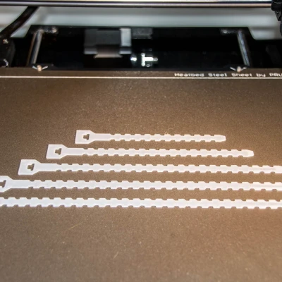 Dây rút nhựa tái sử dụng