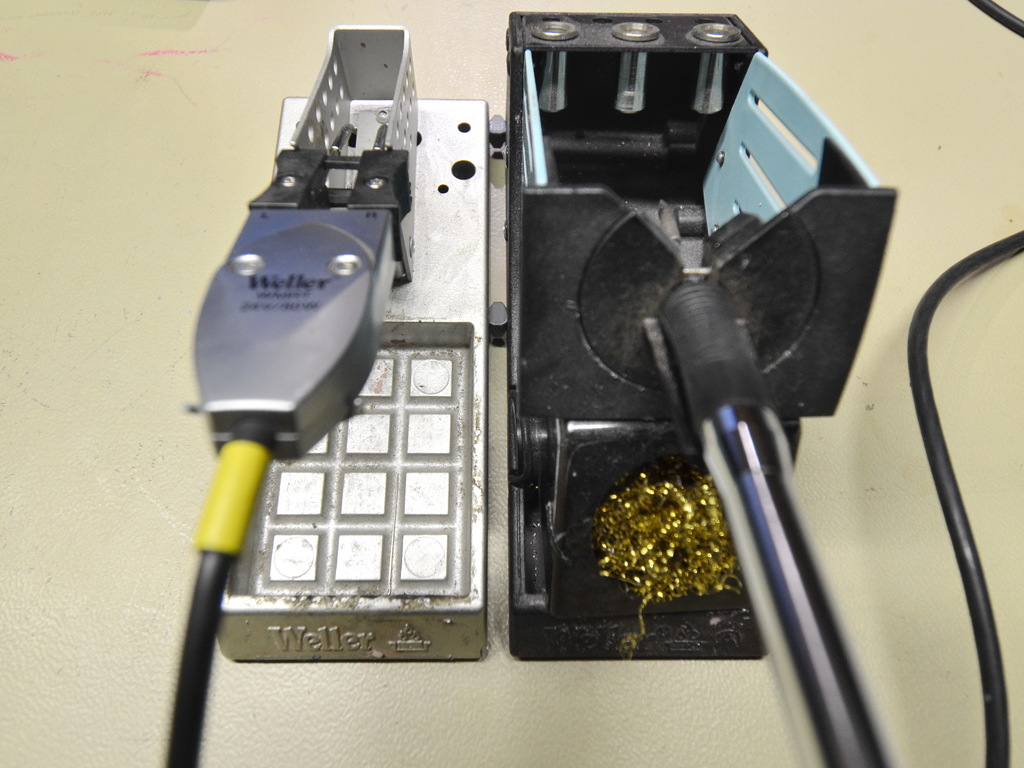 Chân đế mỏ hàn Weller