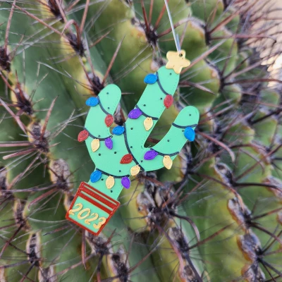 Đồ Trang Trí Hình Xương Rồng