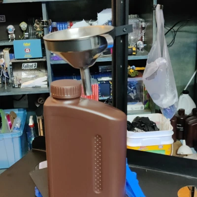 Khay Hứng Nhựa Saturn 8K / 3 Vat Có Đế