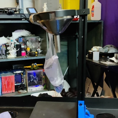 Khay Hứng Nhựa Saturn 8K / 3 Vat Có Đế