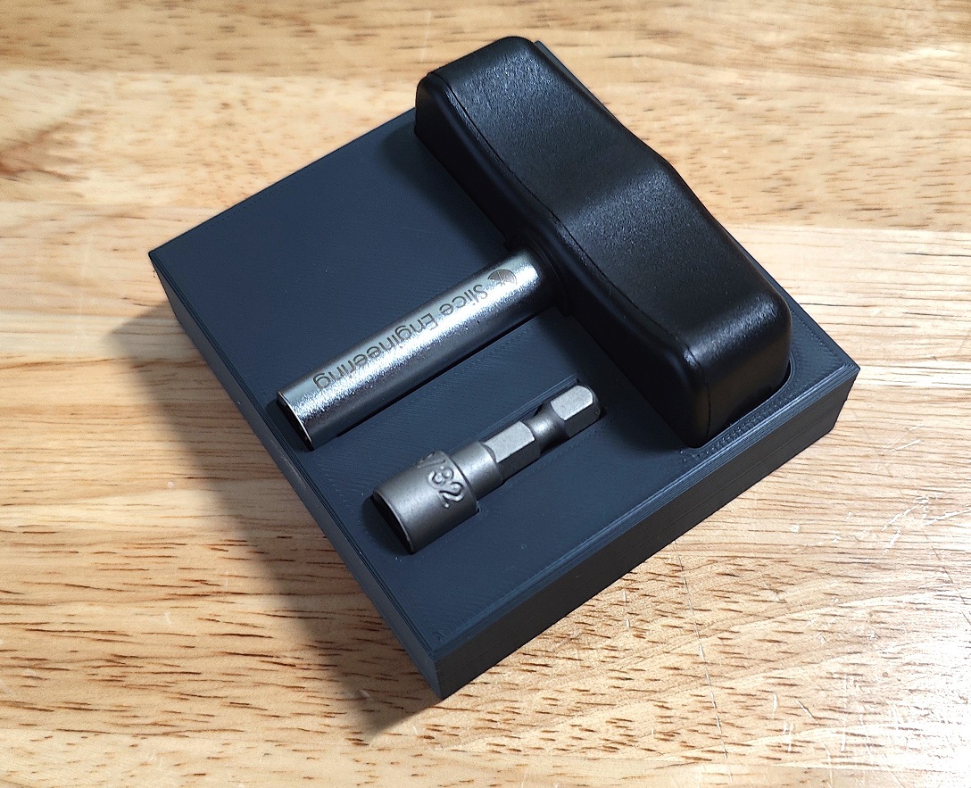 Kềm Vặn Mô-men Xoắn & Giữ Đầu Vặn Slice Engineering