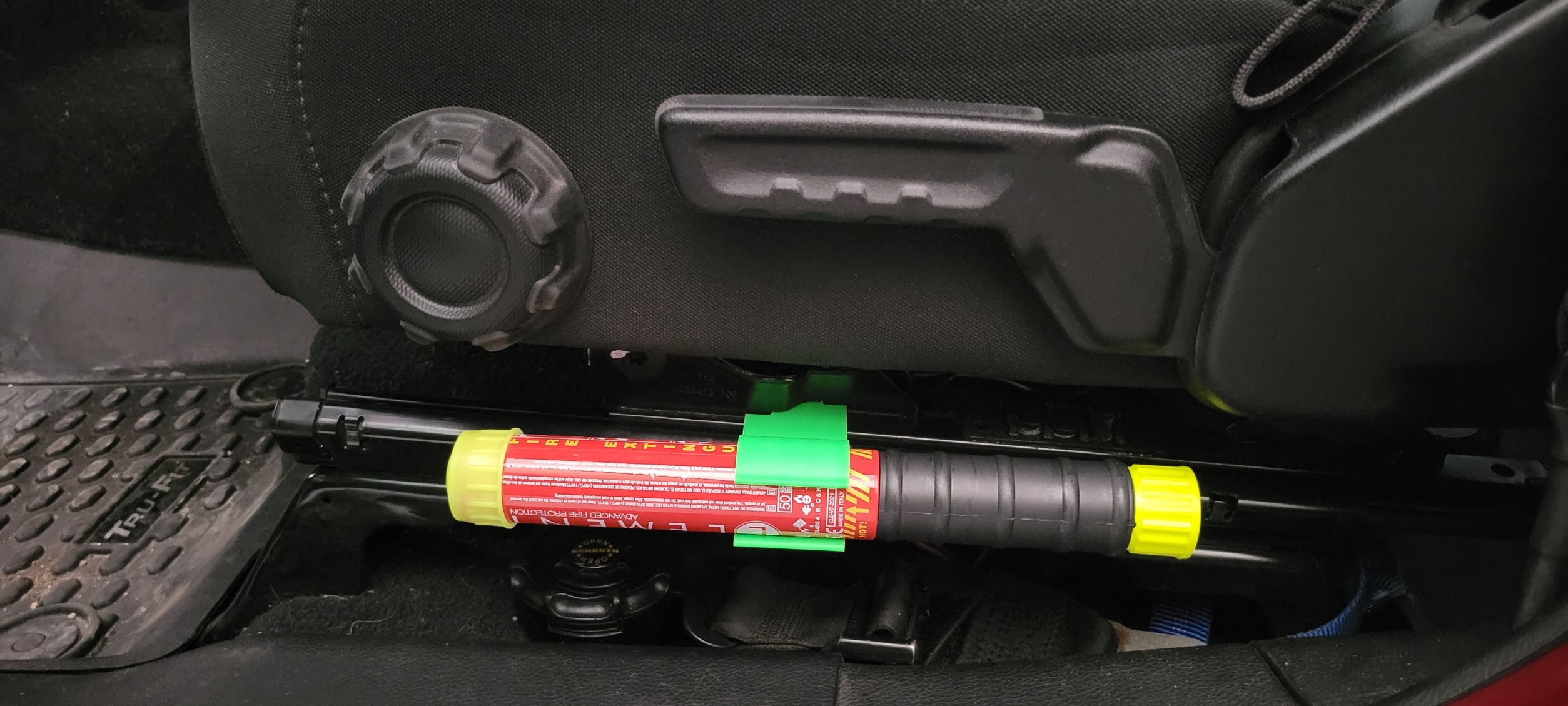 Pát gắn bình chữa cháy Element E50 cho Jeep JL đời 2019+ (ghế và trần/thanh cuộn)