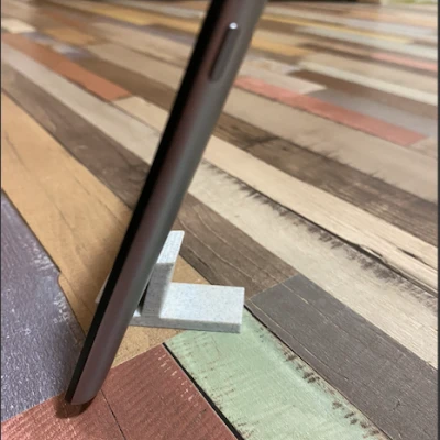 Giá đỡ điện thoại nhỏ nhất