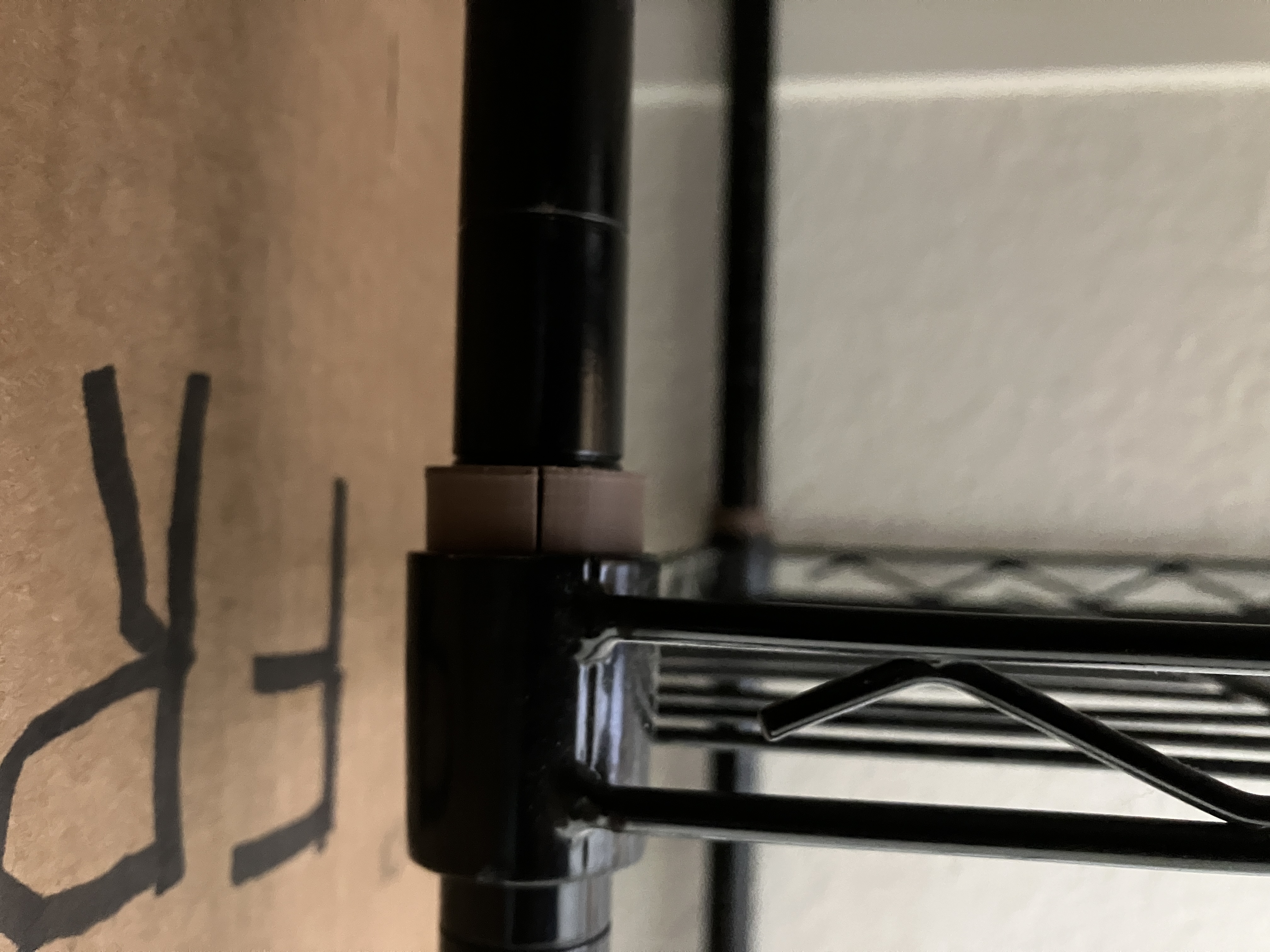 Kẹp Giữ Kệ Dây 3 Tầng