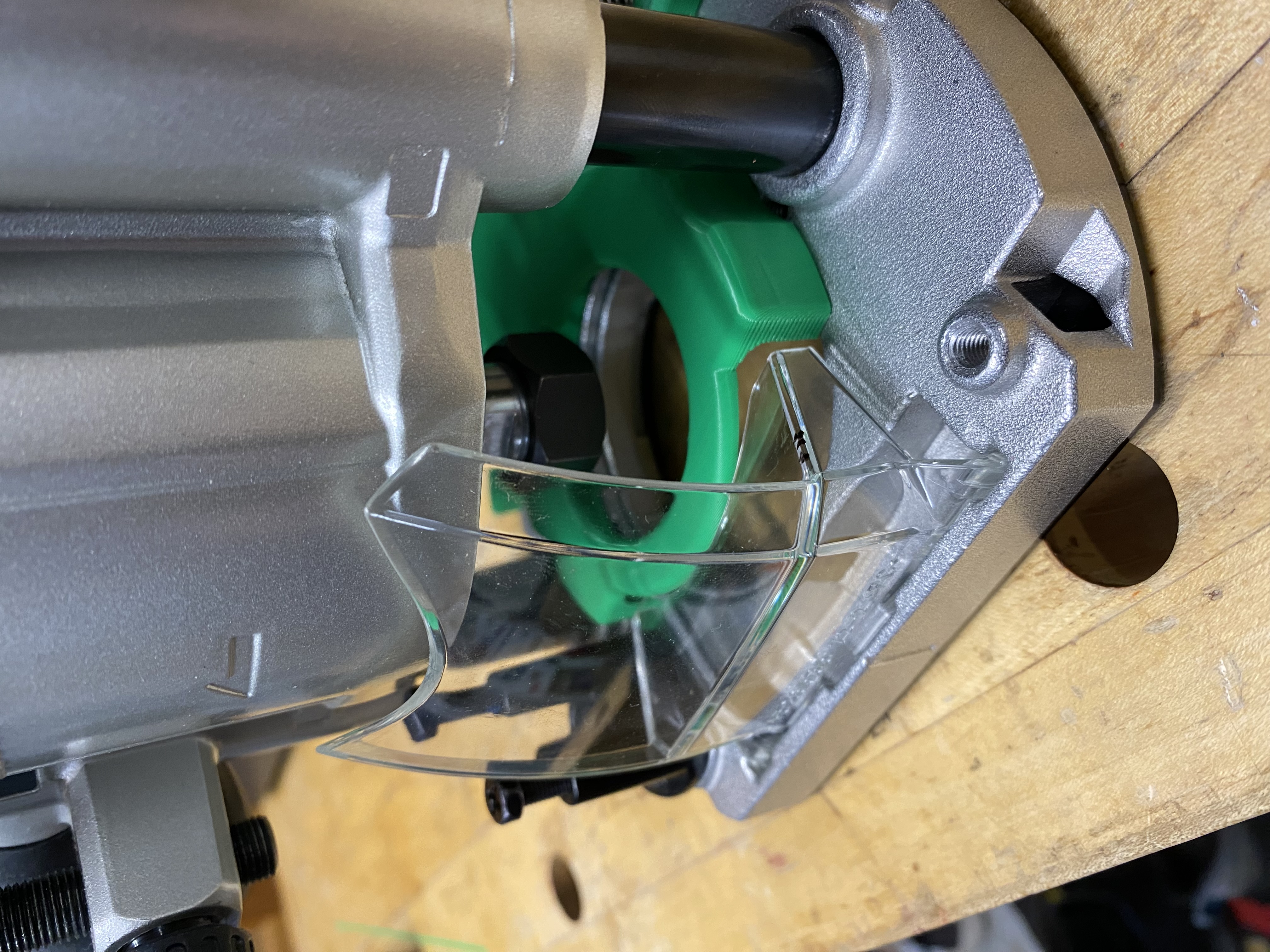 Cổng Hút Bụi Cho Máy Phay Makita