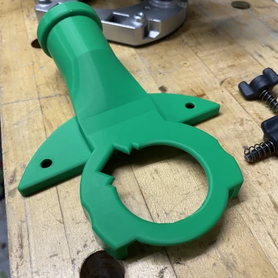 Cổng Hút Bụi Cho Máy Phay Makita