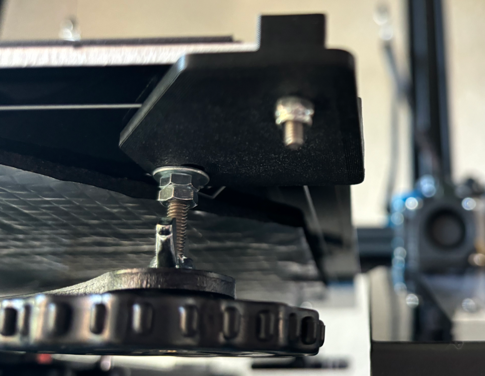 Nẹp Căn Chỉnh Tấm Lò Xo Sovol SV04