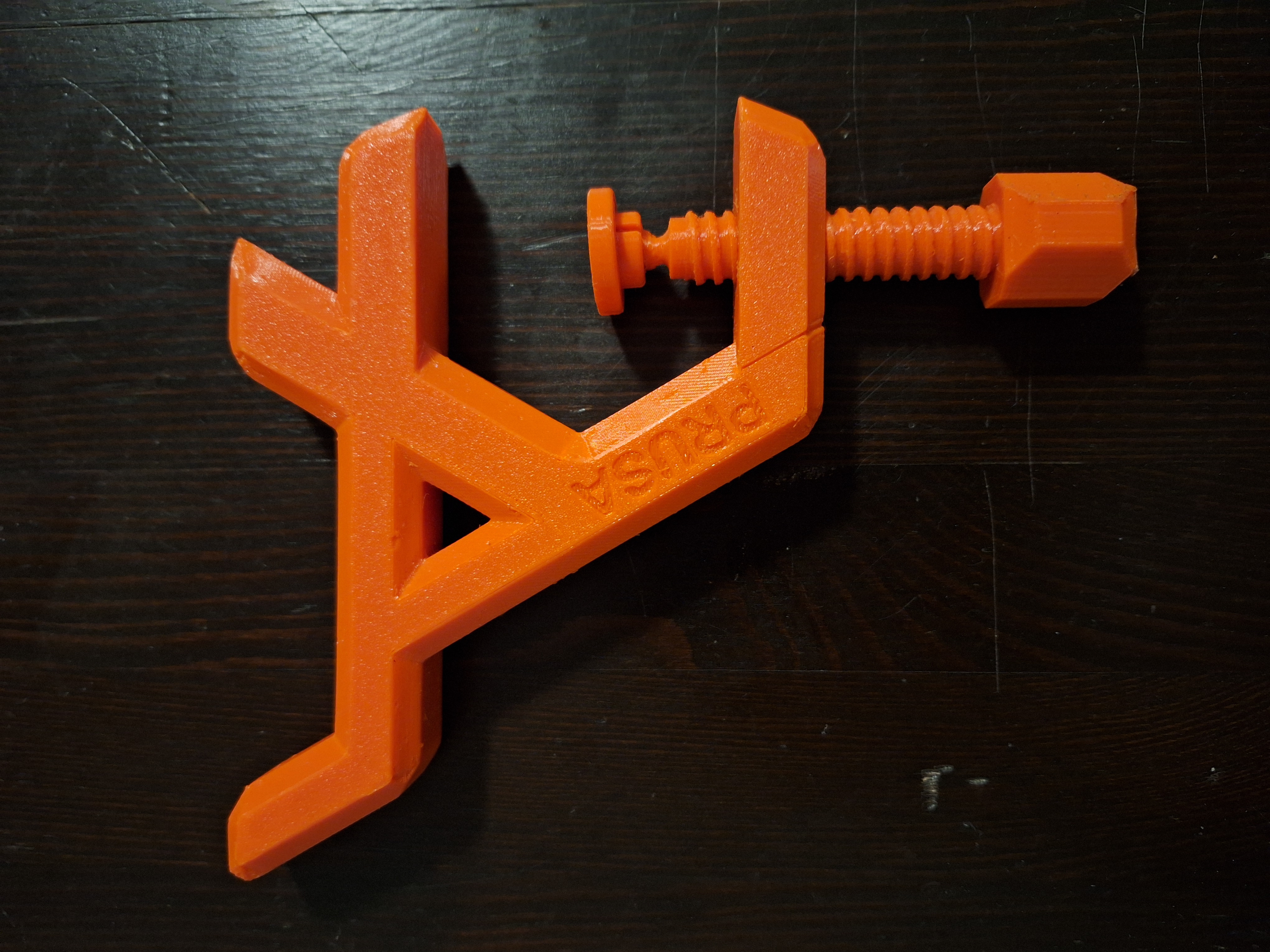 Móc Treo Tai Nghe Prusament