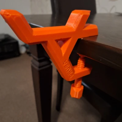 Móc Treo Tai Nghe Prusament