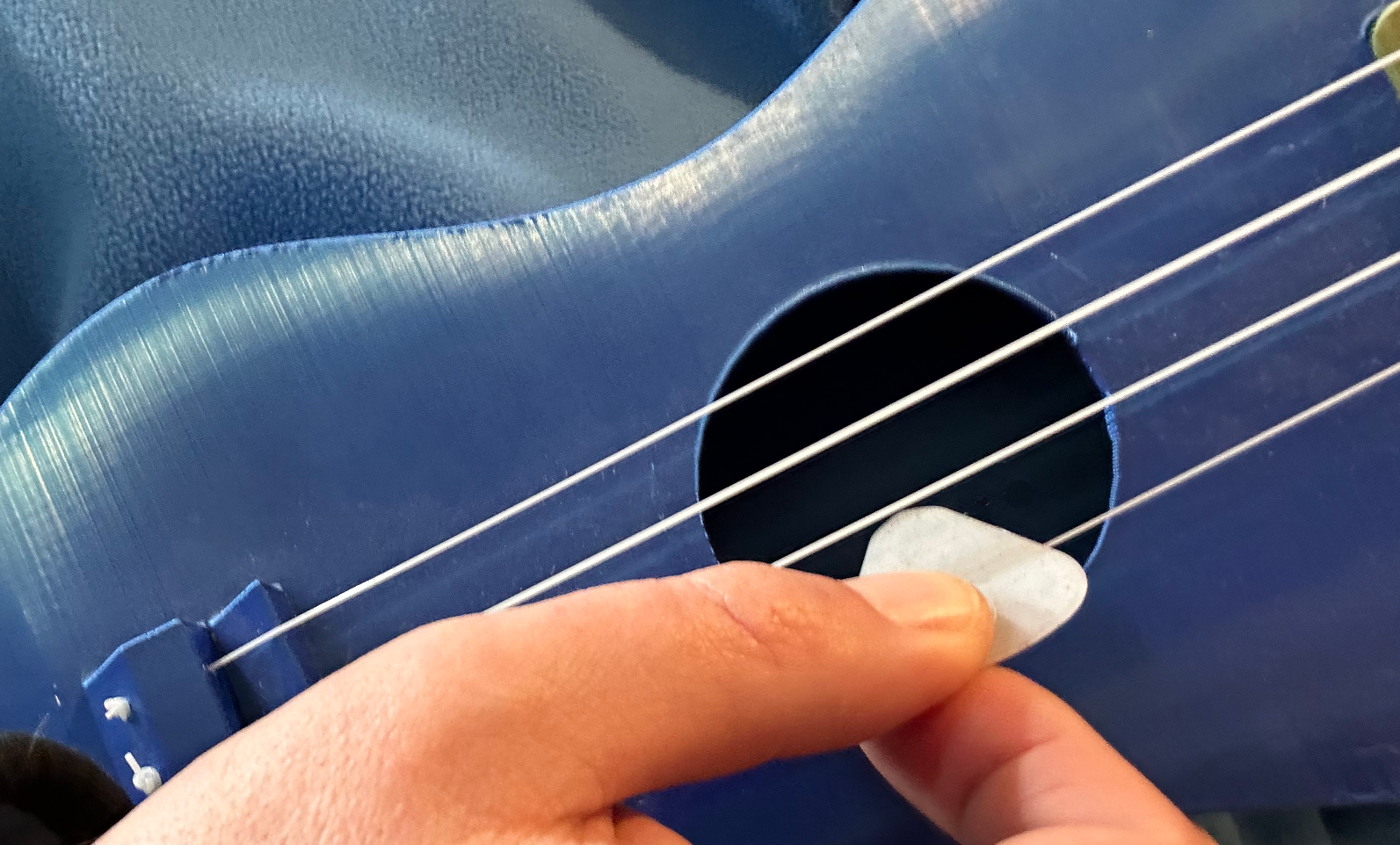 Pick Đàn Guitar In Chữ Cái Theo Tên