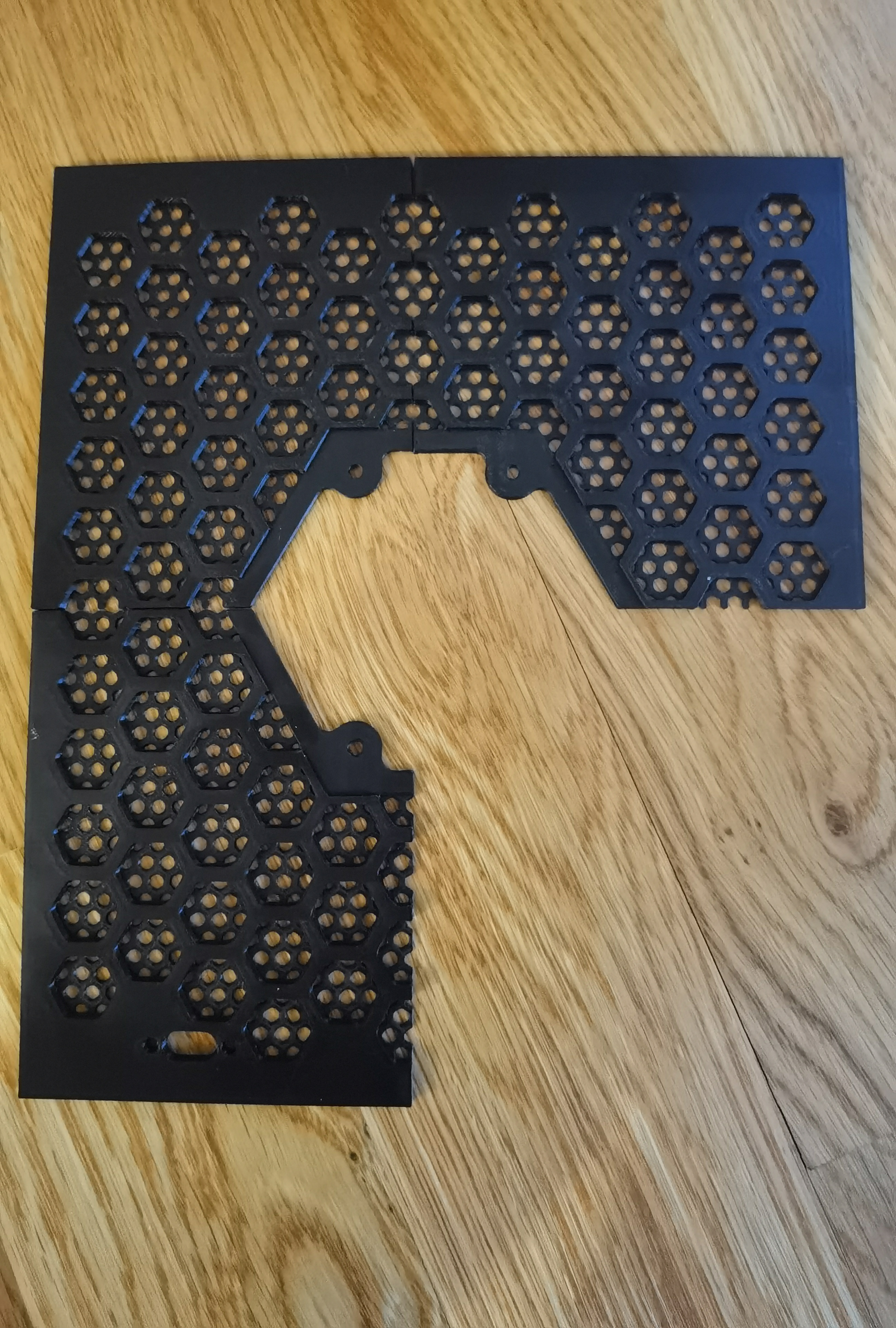 Tấm ốp lưng Voron V0.2 có lưới che, in được trên Voron 0